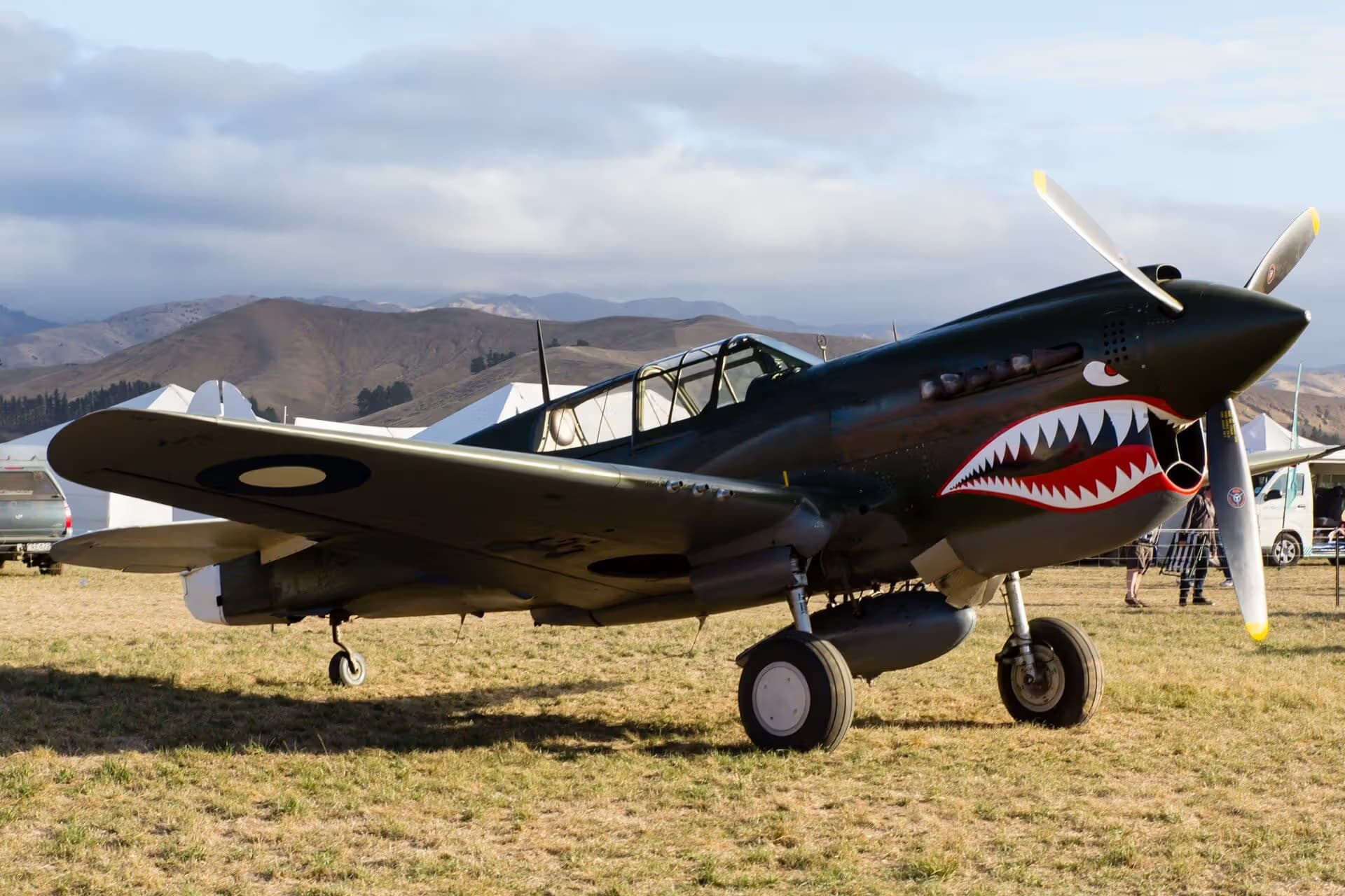 Unidentified — Single-engine aircraft