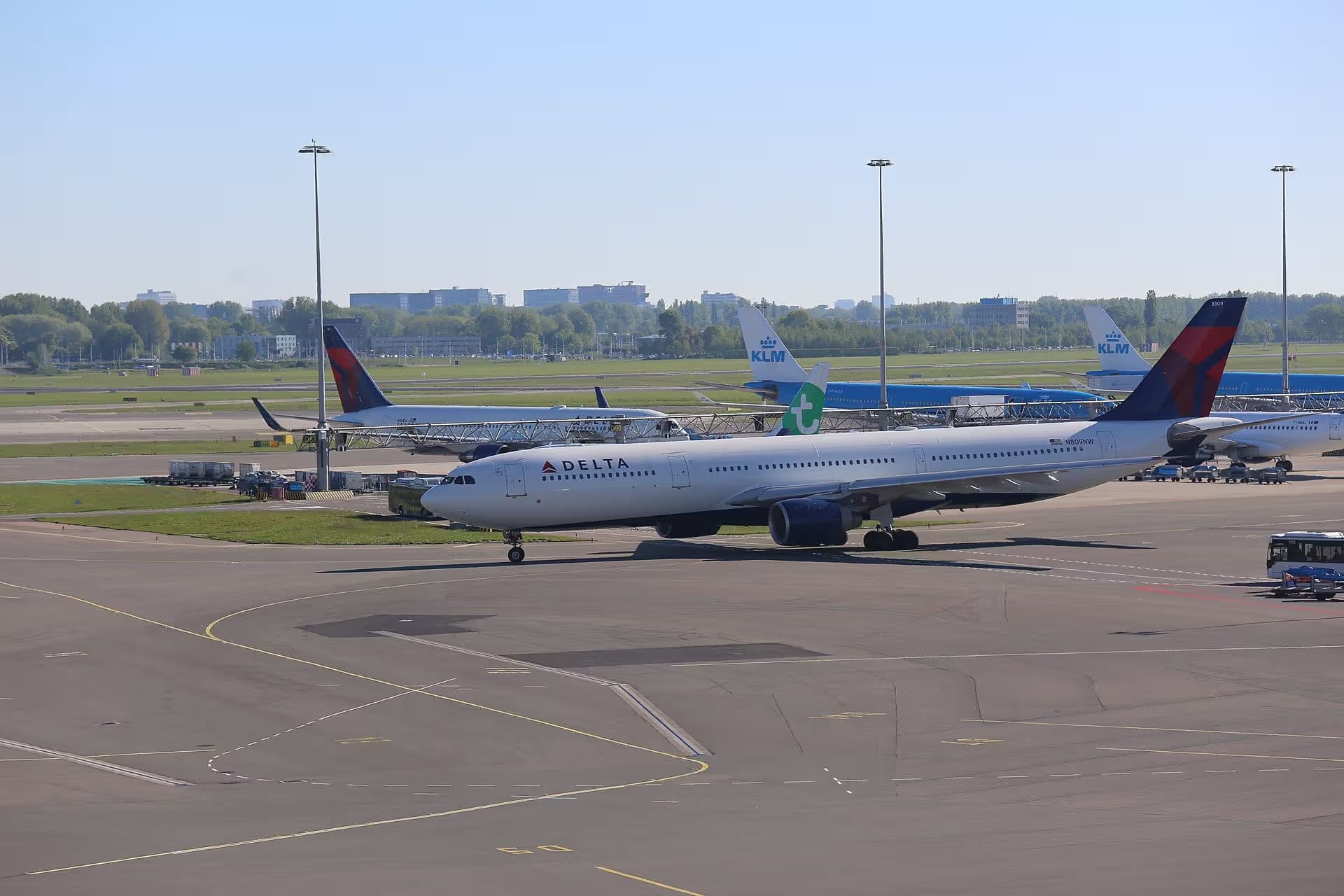 N809NW — Airbus