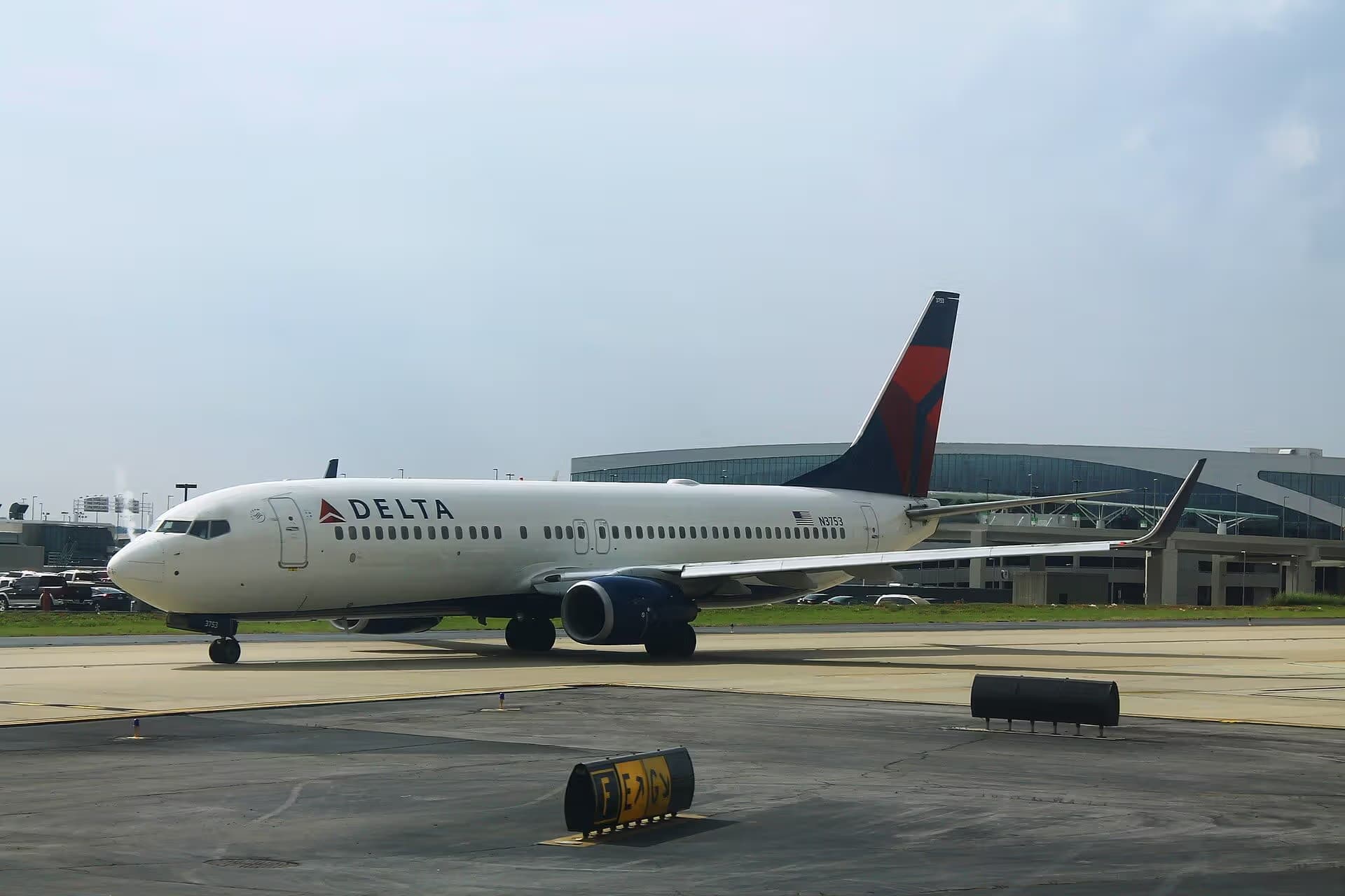 N3753 — Boeing