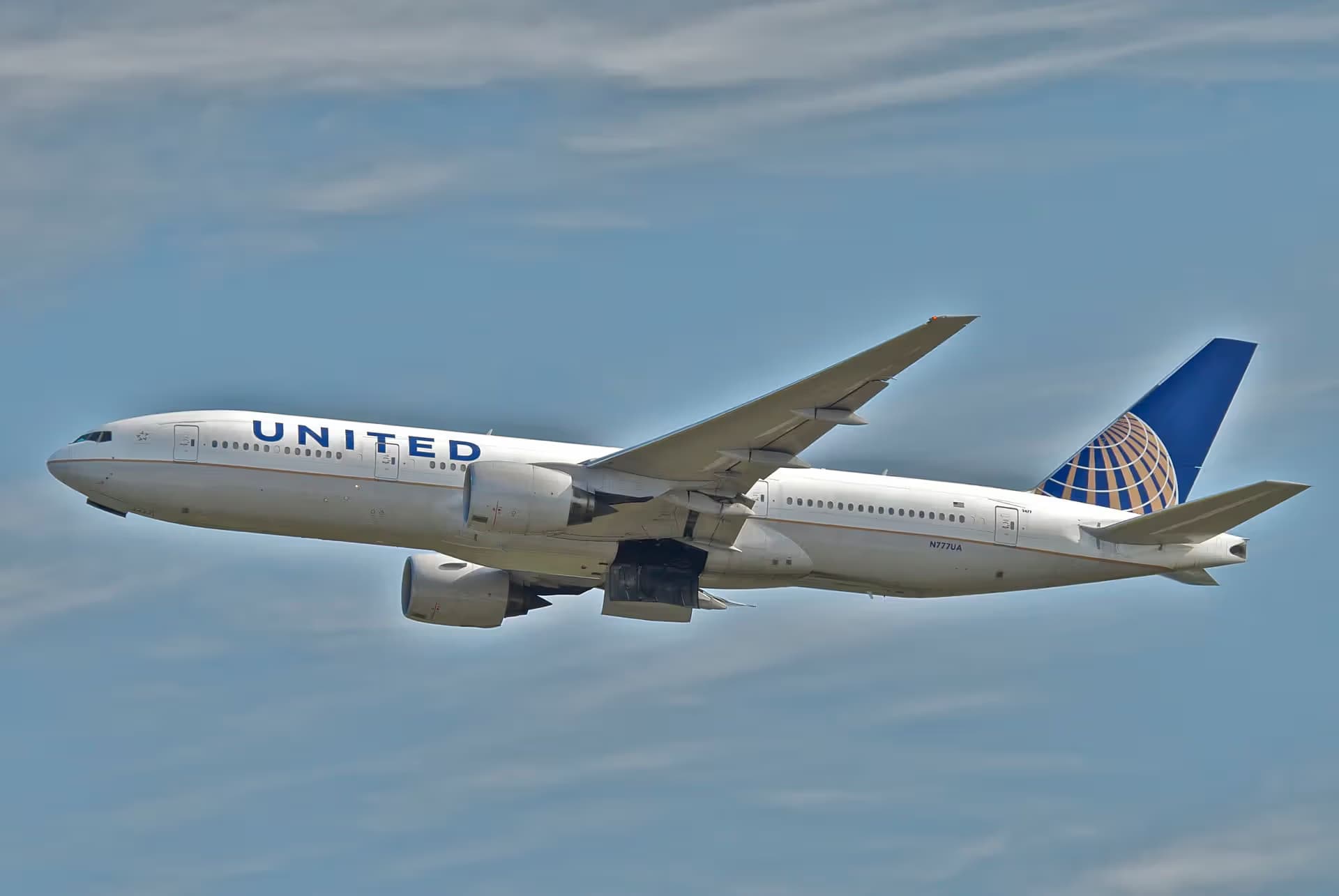 N777UA — Boeing