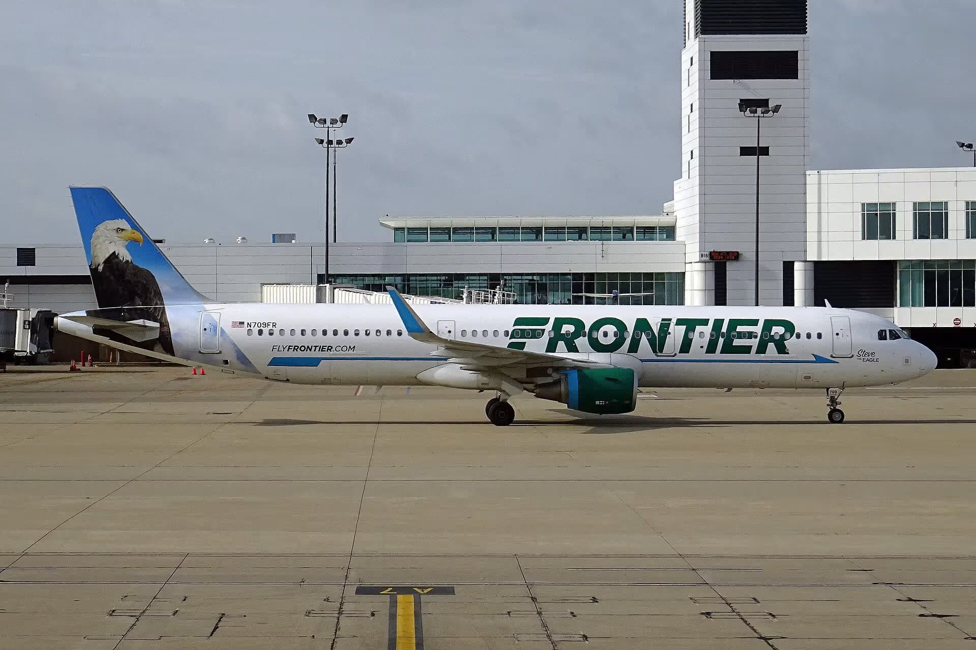 N709FR — Airbus