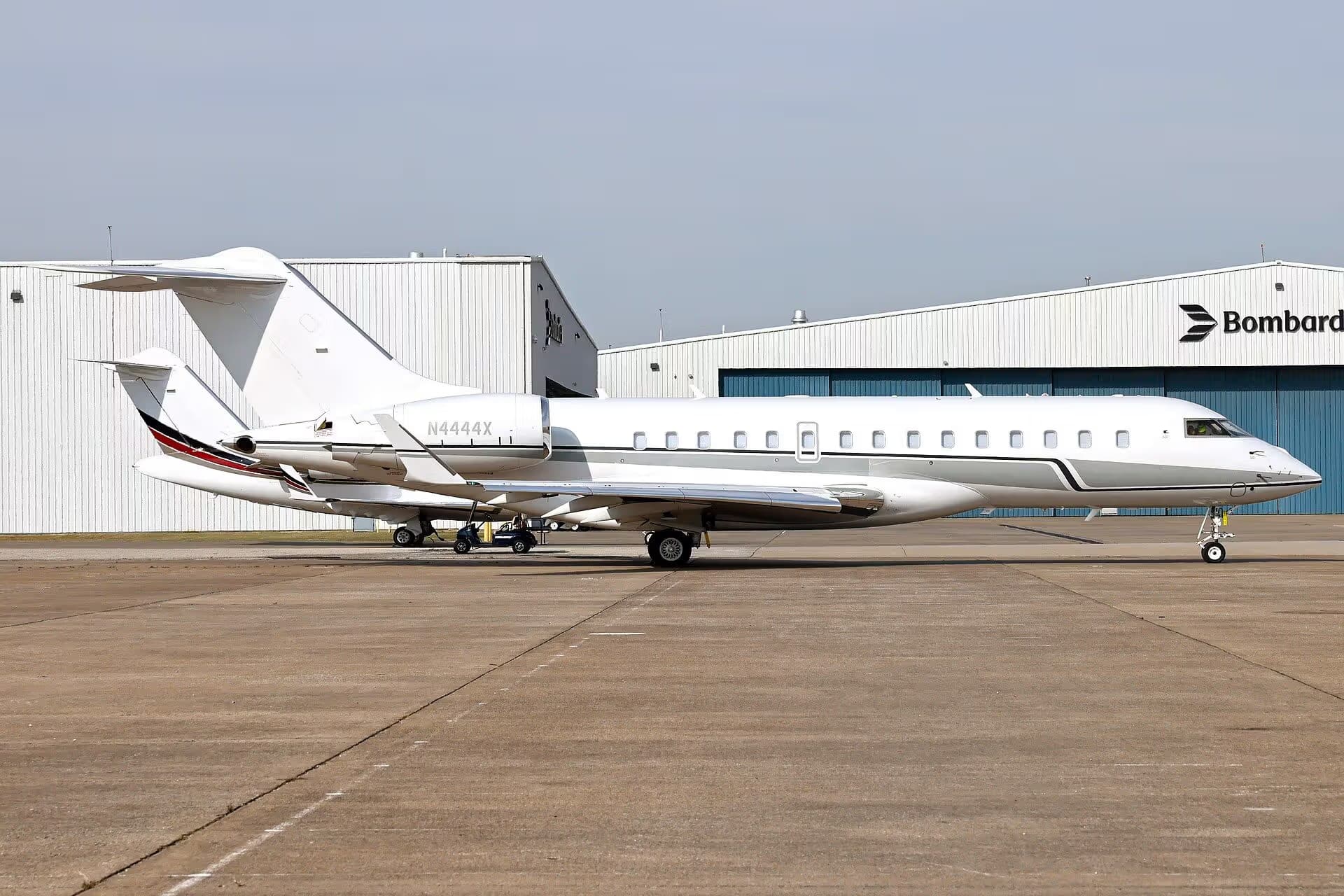 N4444X — Bombardier