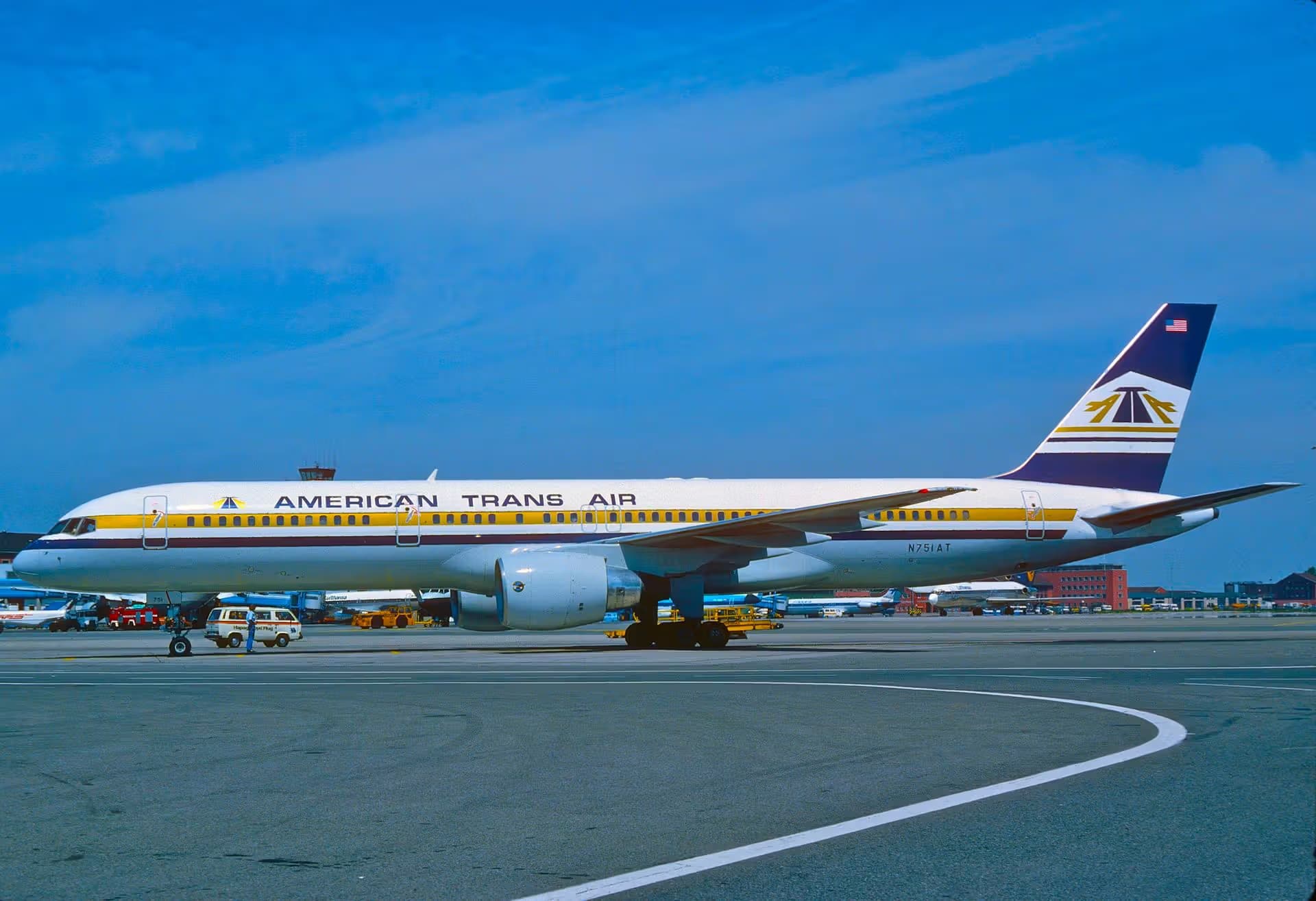 N751AT — Twin-engine aircraft
