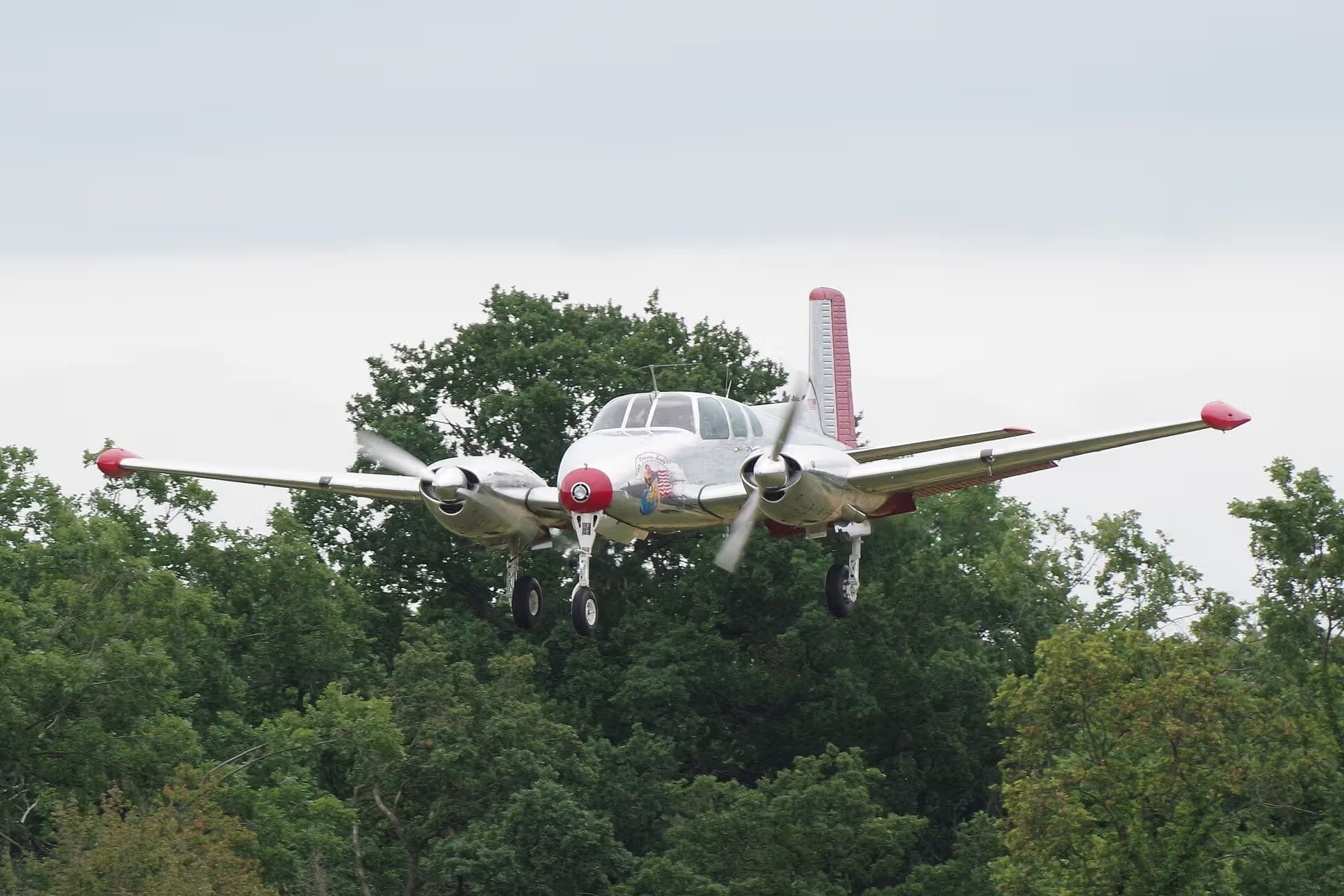 N3670B — Aircraft