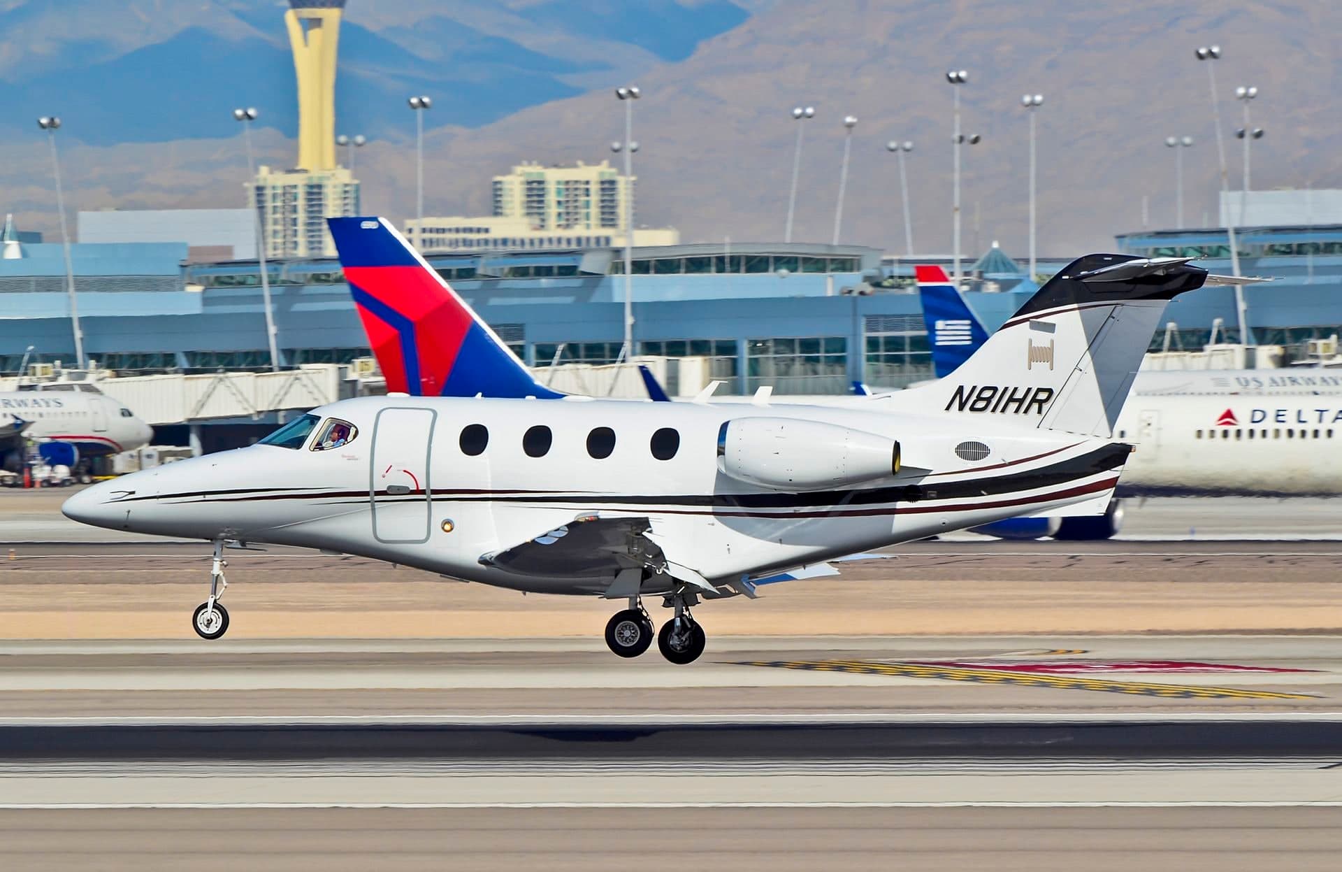 N81HR — Business jet