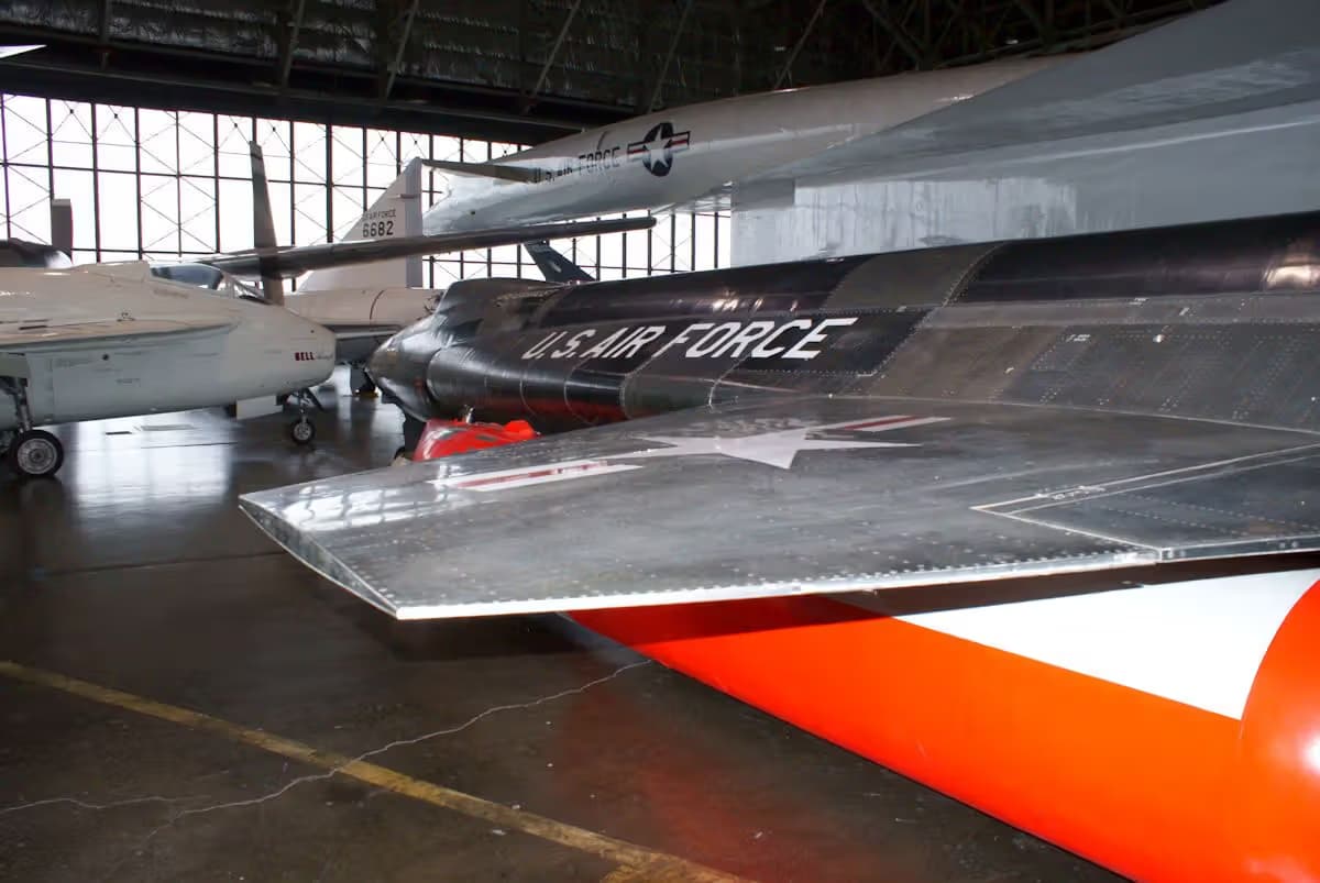 Unidentified — Aircraft