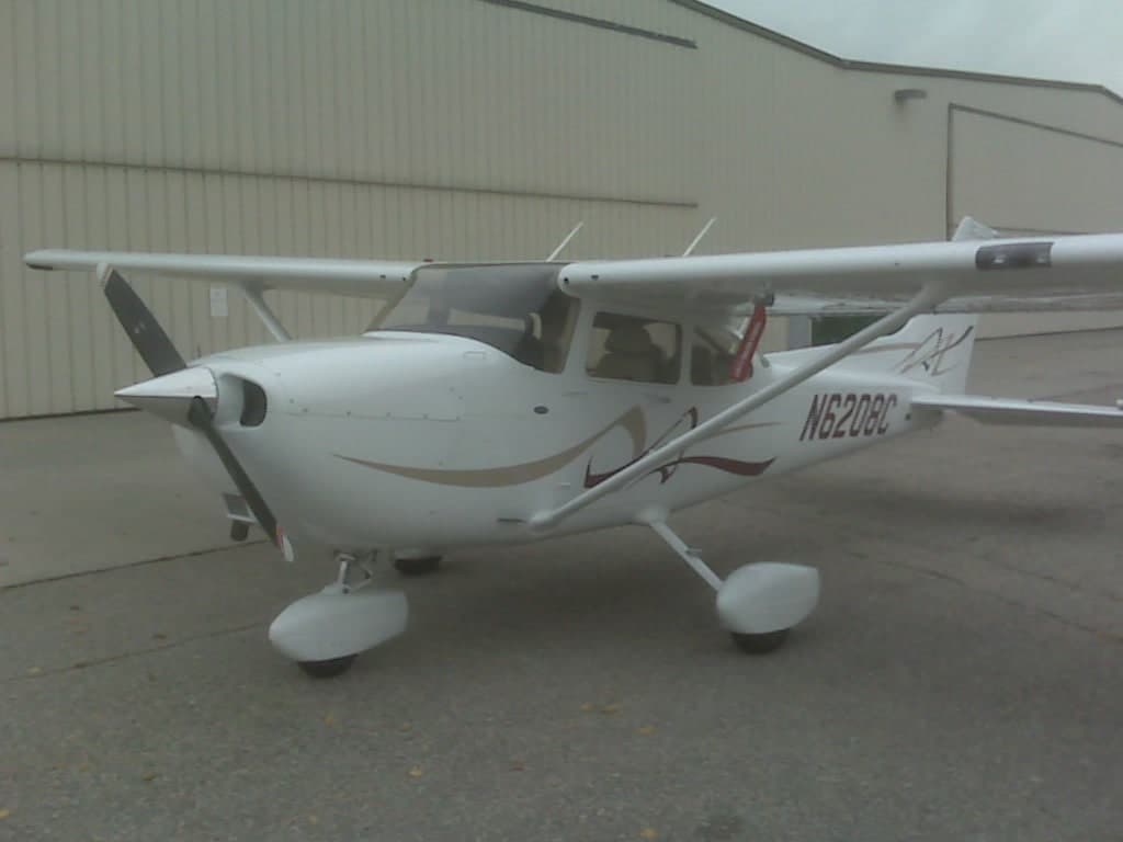 N6208C — Single-engine aircraft