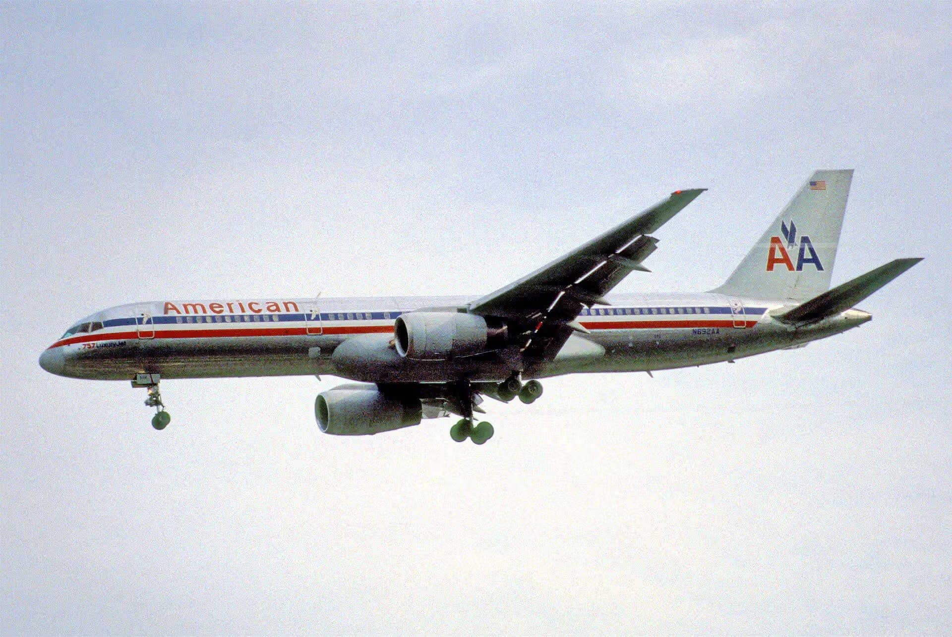 N692AA — Boeing