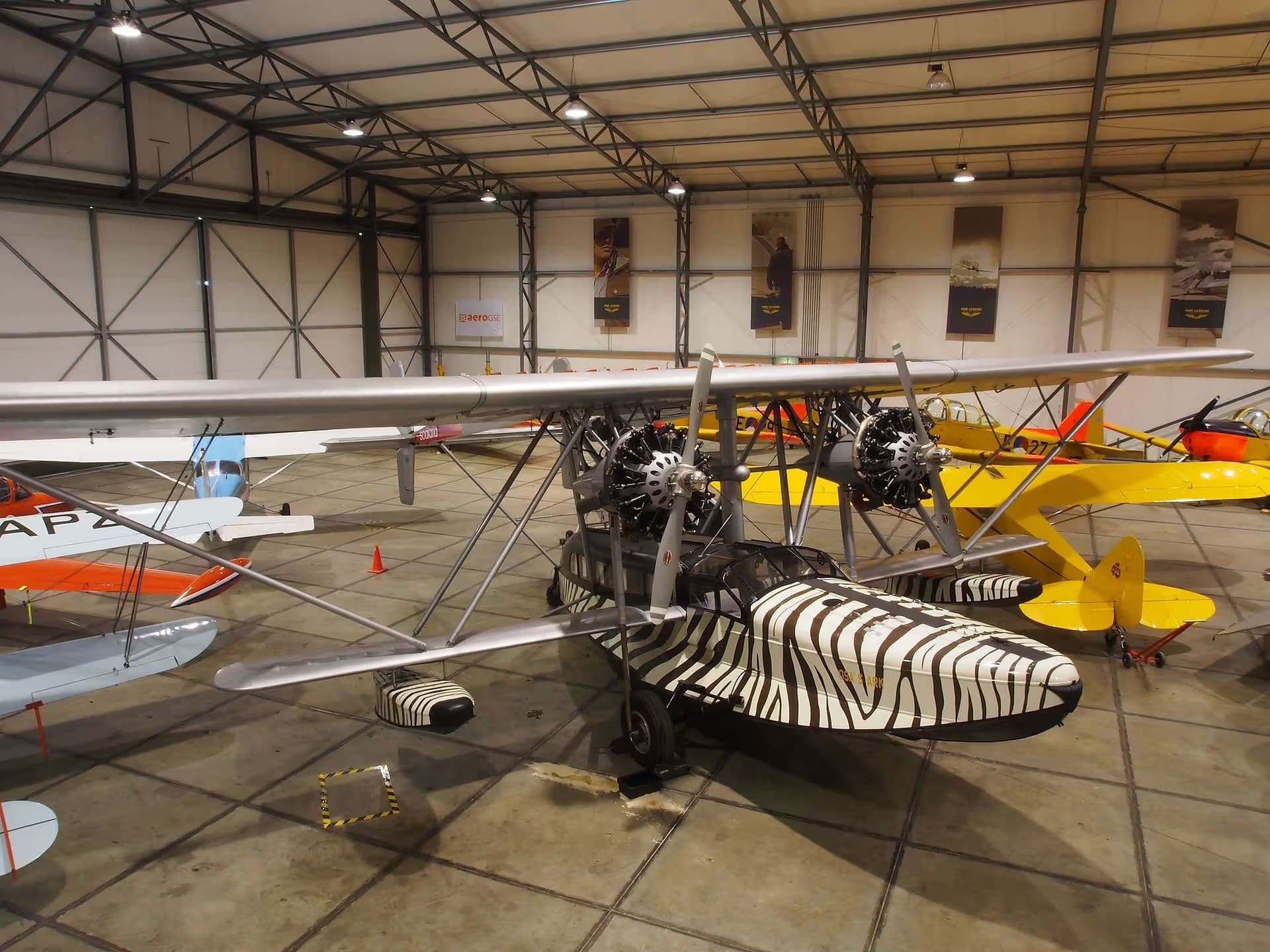 Unidentified — Twin-engine aircraft