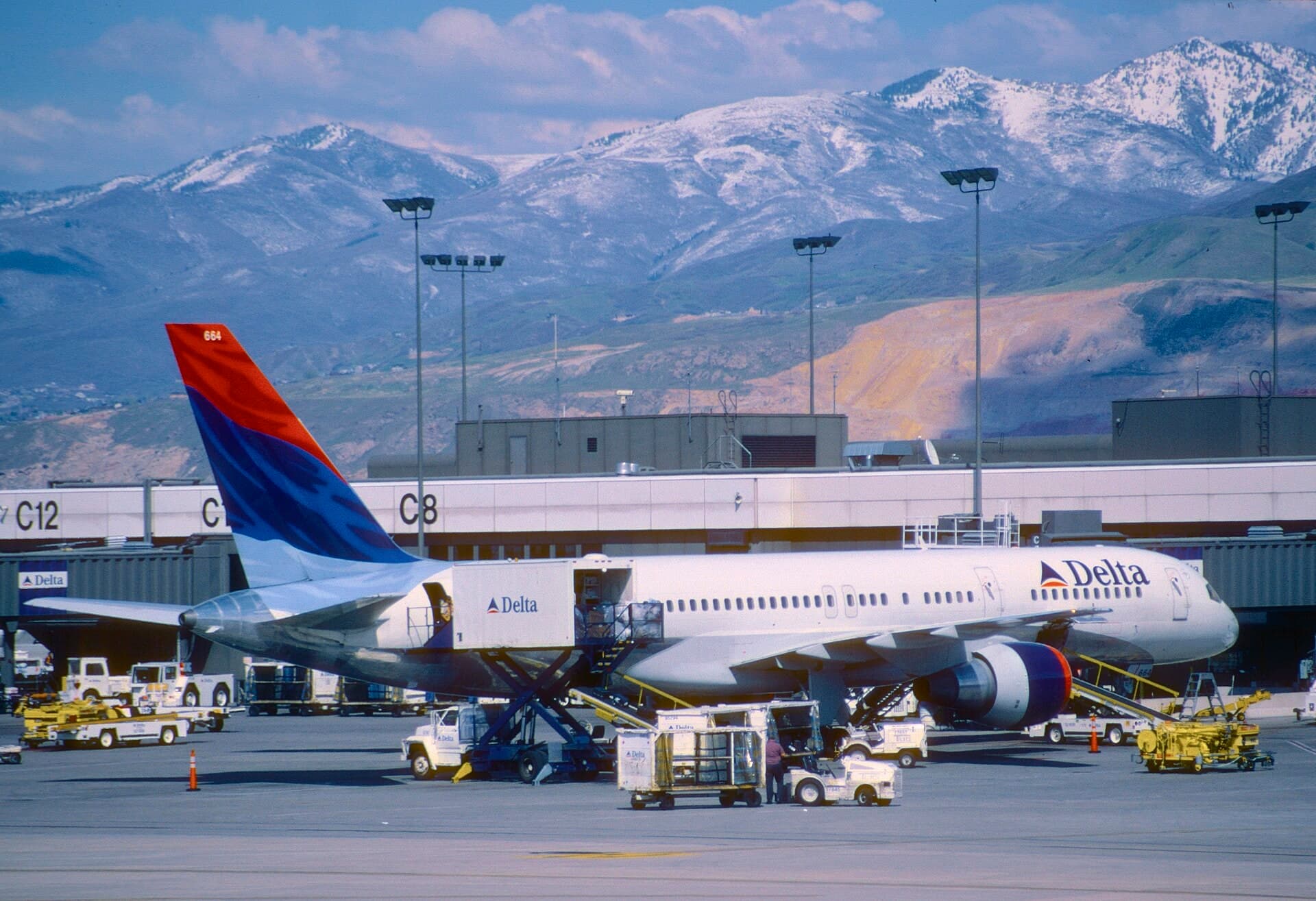 N664DN — Boeing