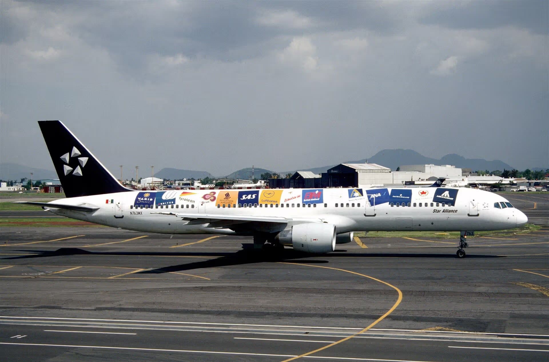 N763MX — Boeing