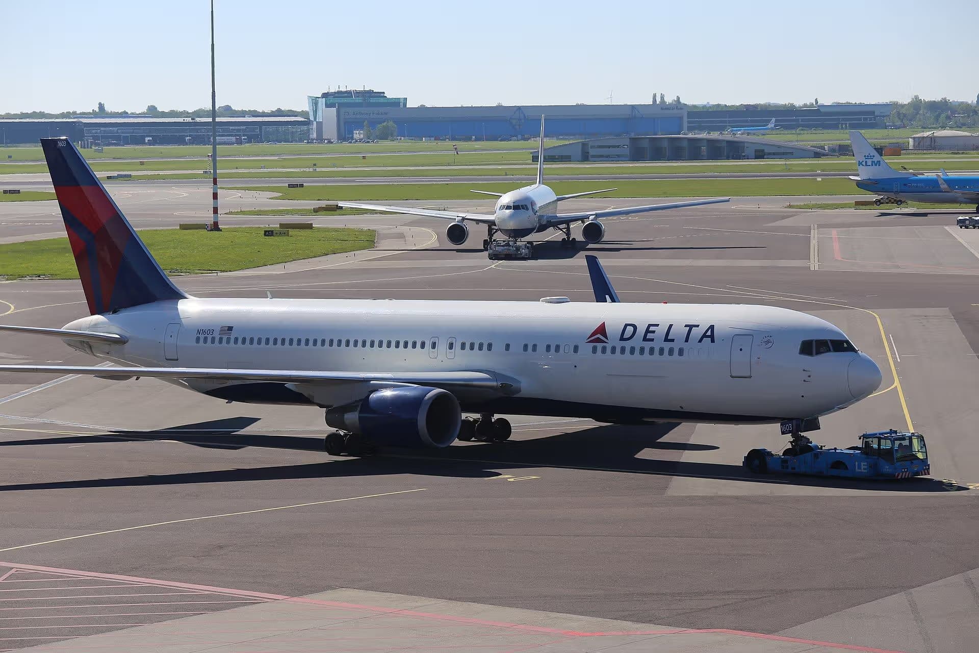 N1603 — Twin-engine aircraft