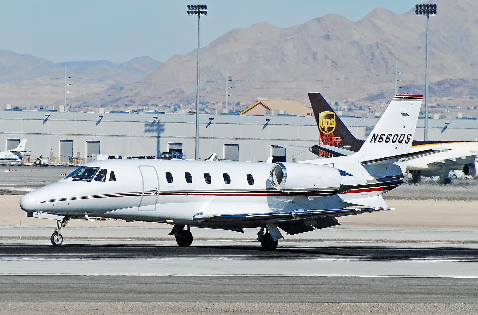 N660QS — Business jet