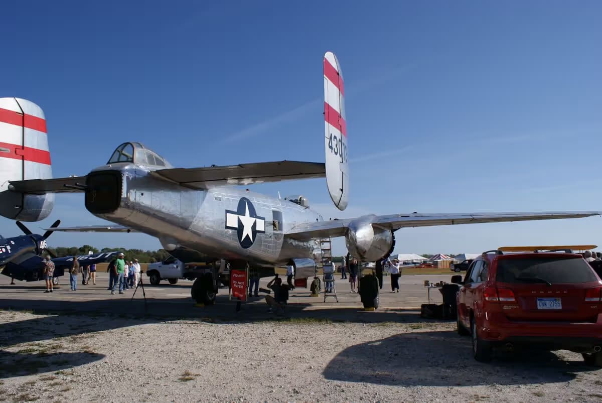 Unidentified — Warbird