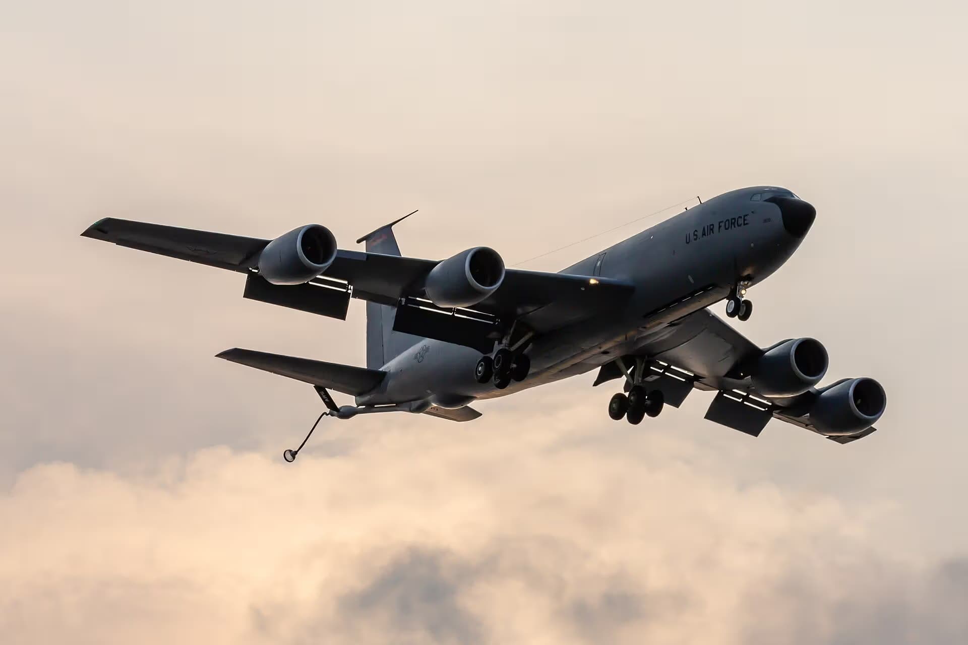 Unidentified — Aircraft