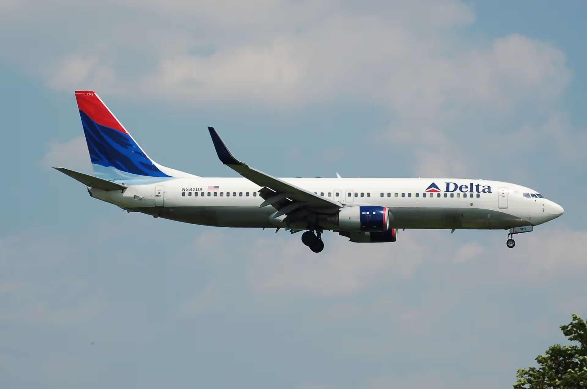N382DA — Boeing