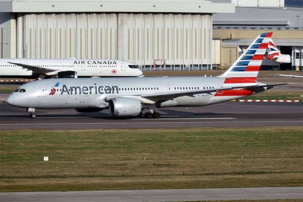 N807AA — Boeing