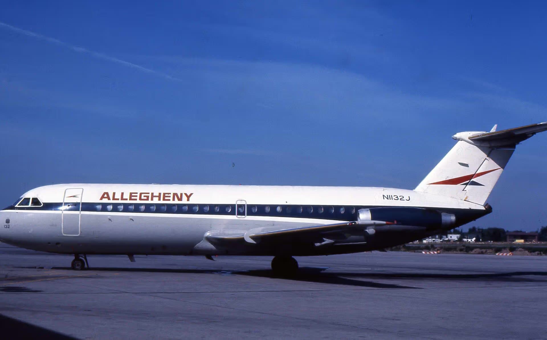 N1132J — Aircraft