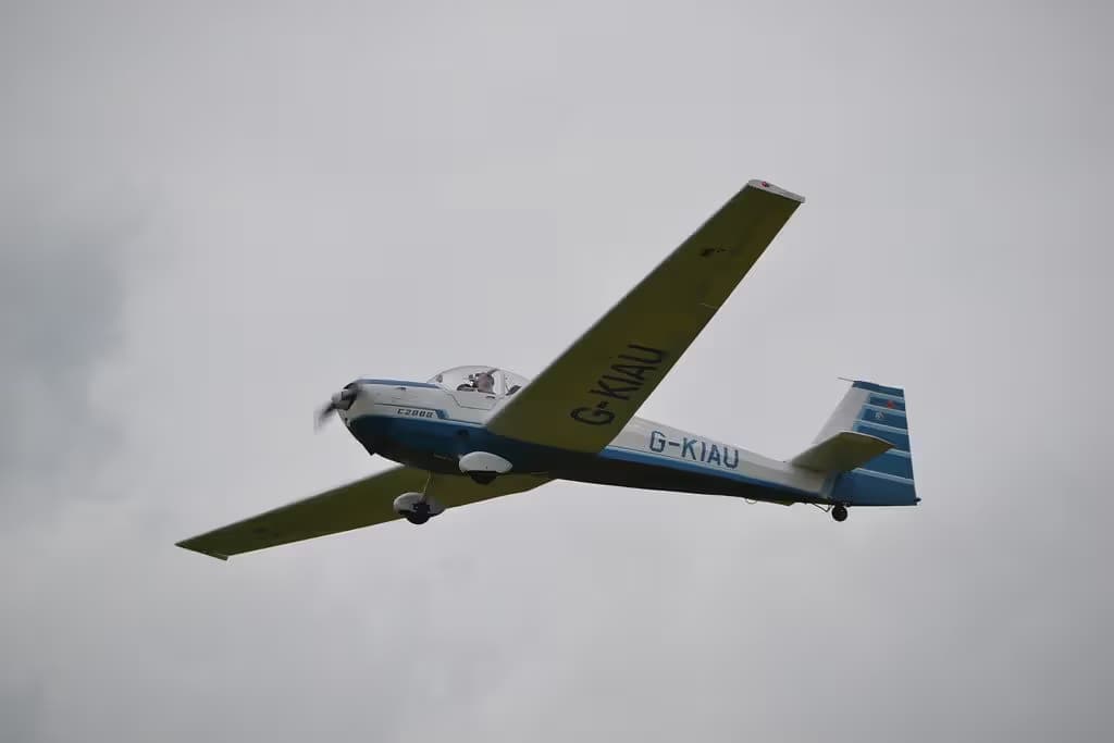 G-KIAU — Glider