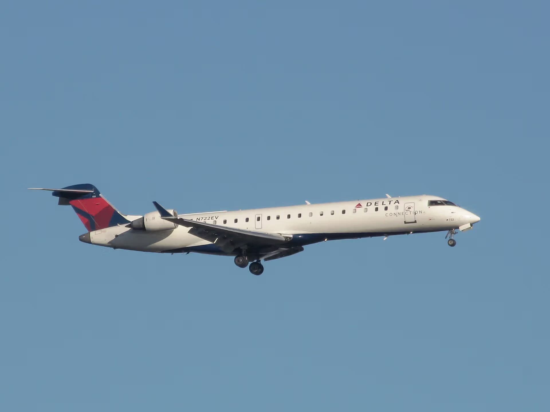 N722EV — Bombardier