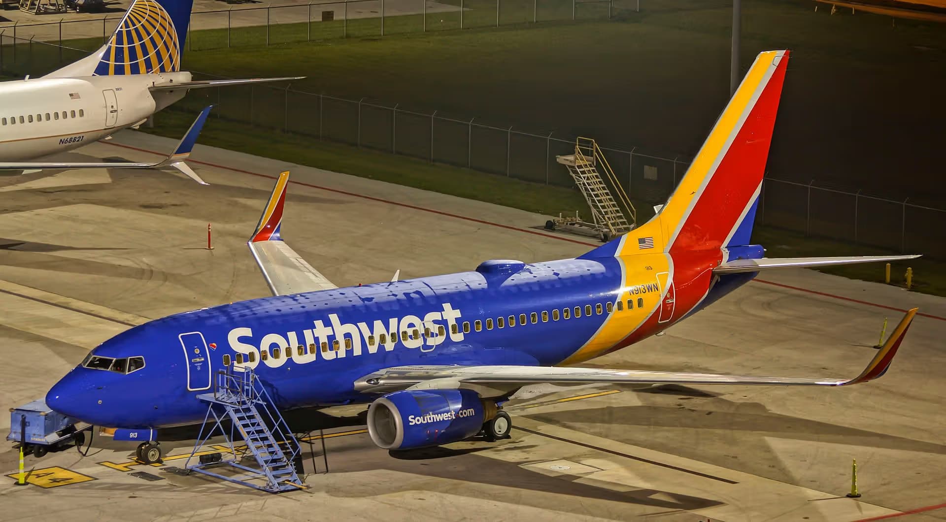 N913WN — Boeing