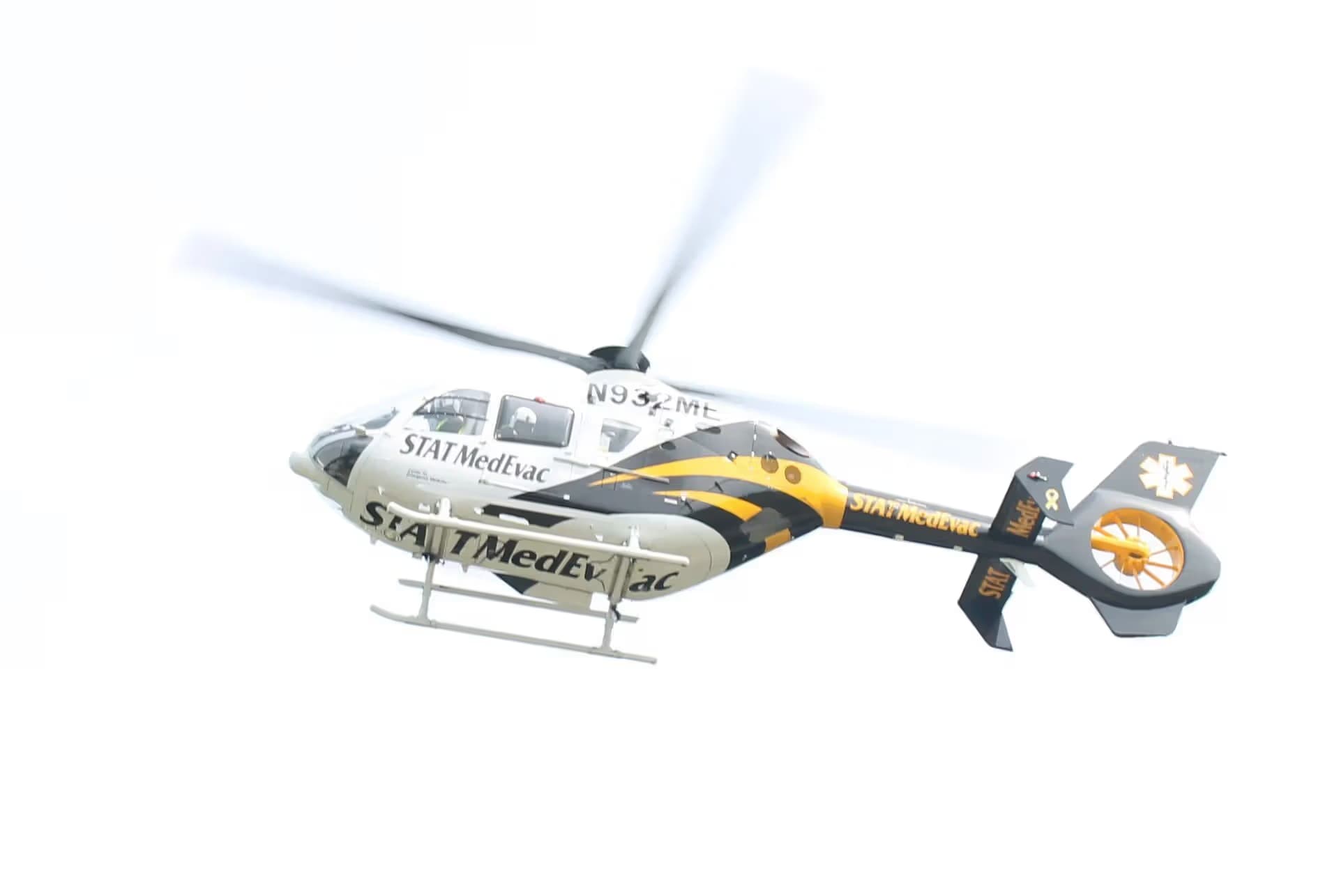 N932ME — Helicopter