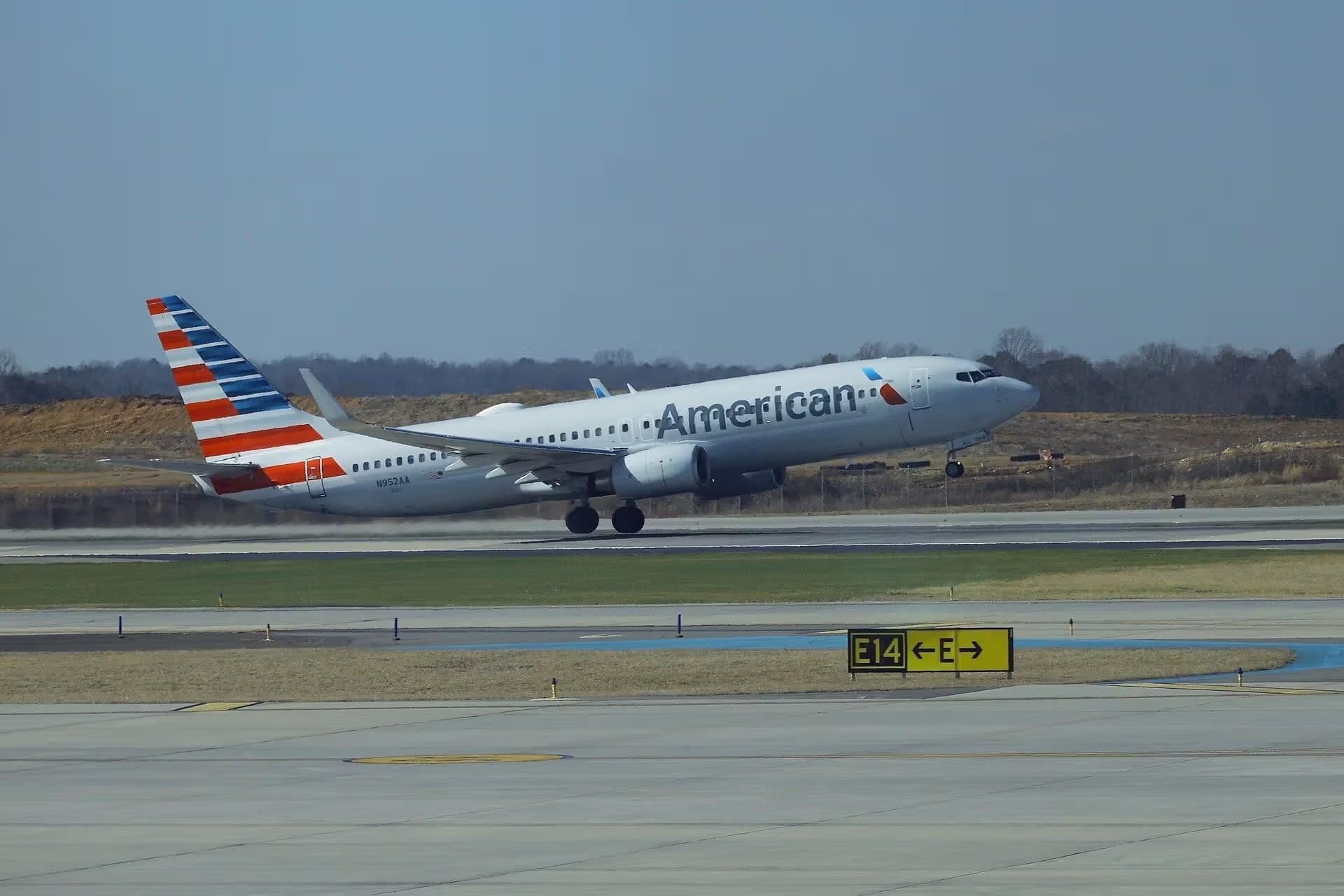 N952AA — Boeing