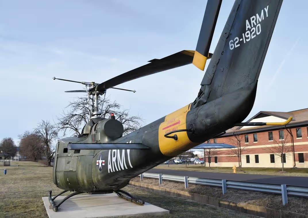 Unidentified — Helicopter
