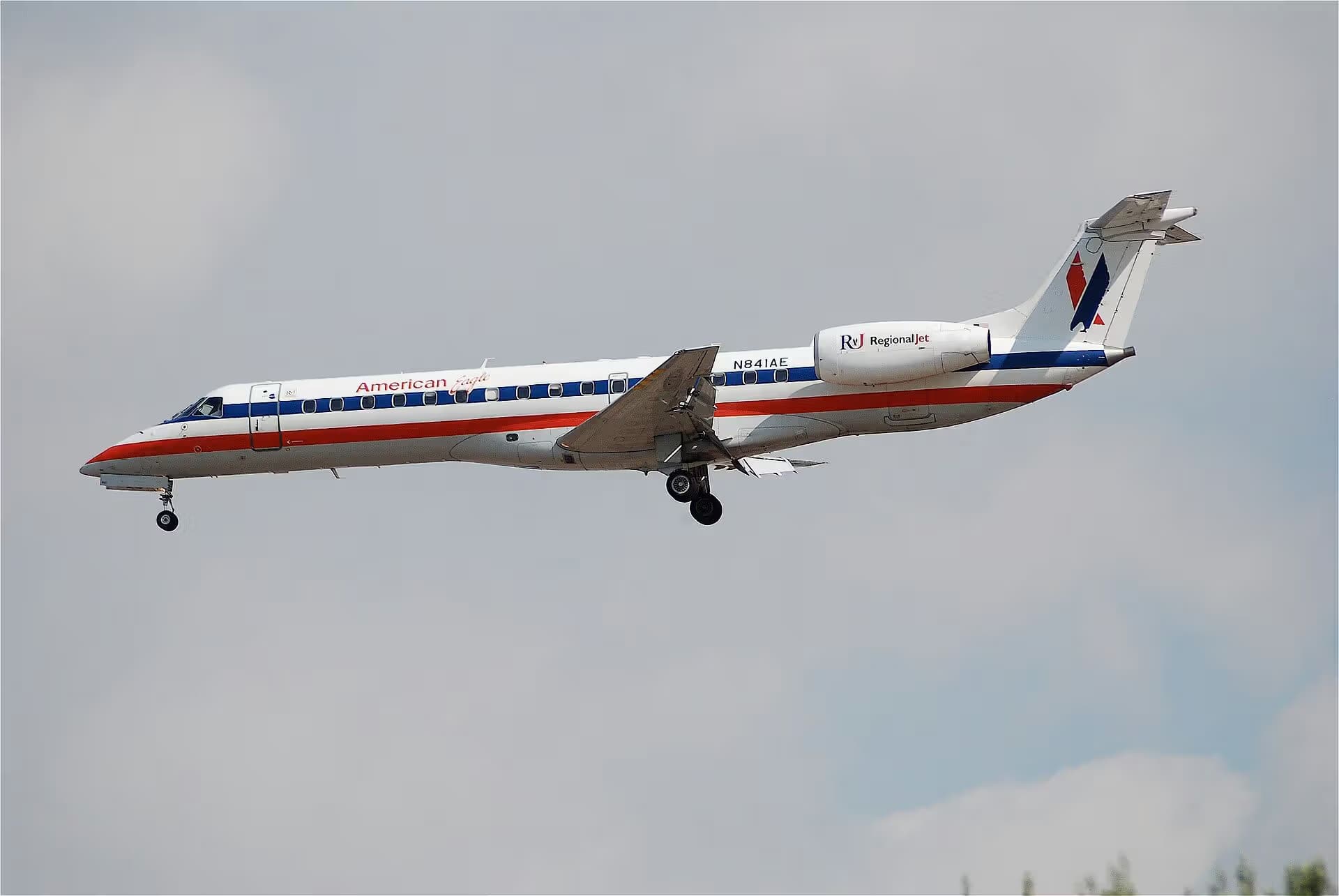 N841AE — Embraer