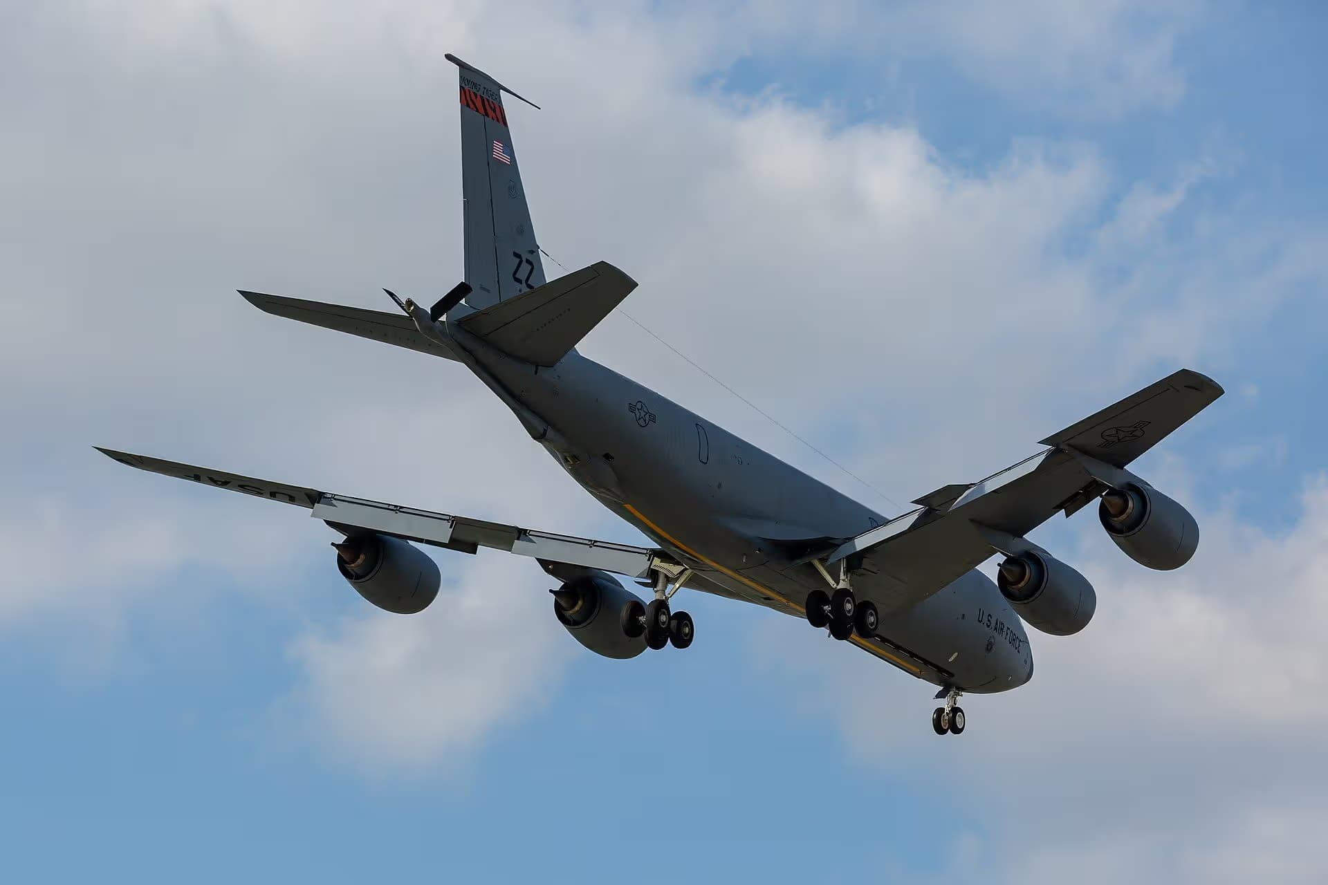 Unidentified — Aircraft