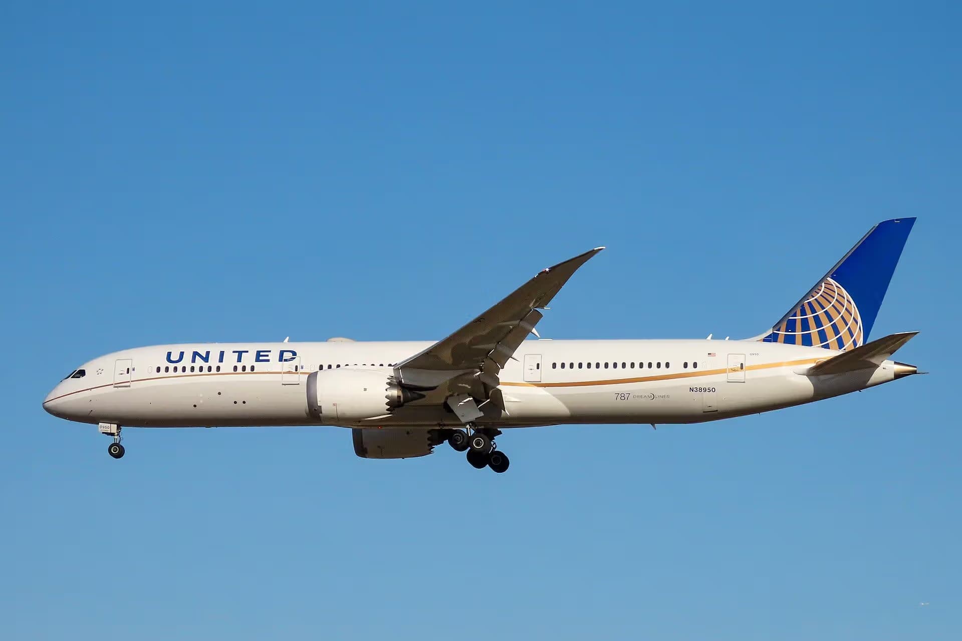 N38950 — Aircraft