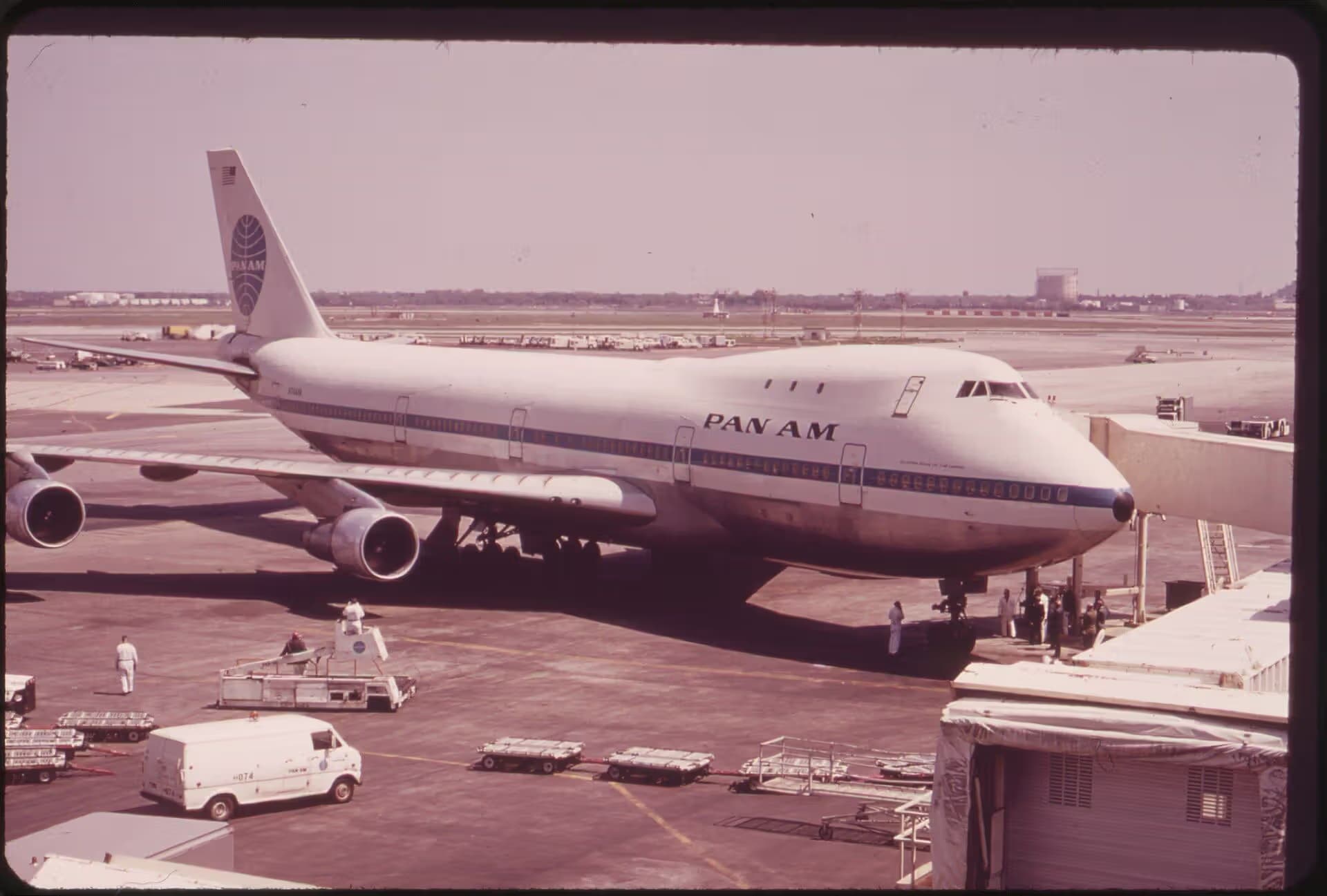 Unidentified — Boeing