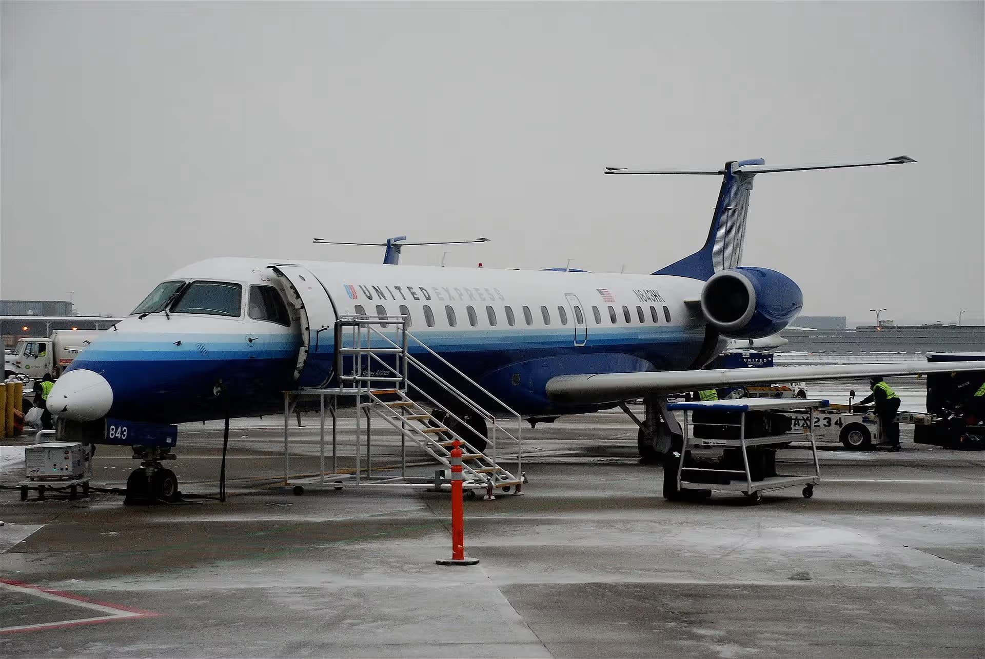 N843HK — Bombardier
