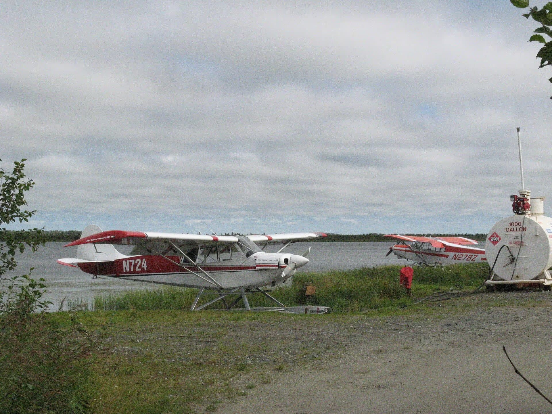 N724 — Floatplane