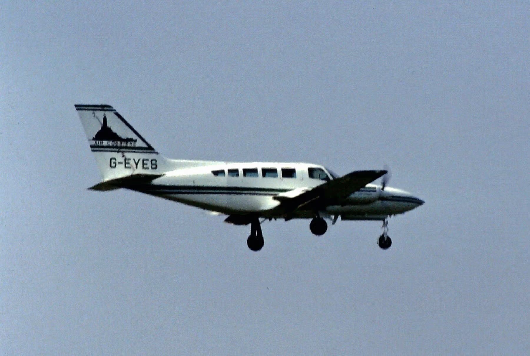 G-EYES — Twin-engine aircraft