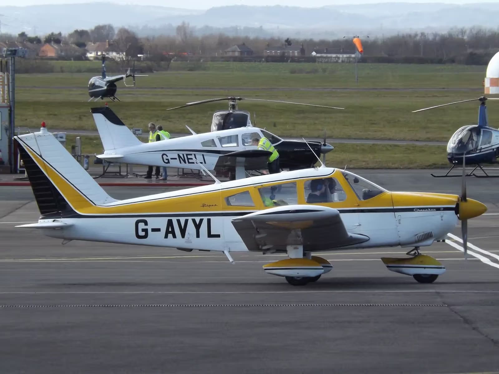 G-AVYL — Piper