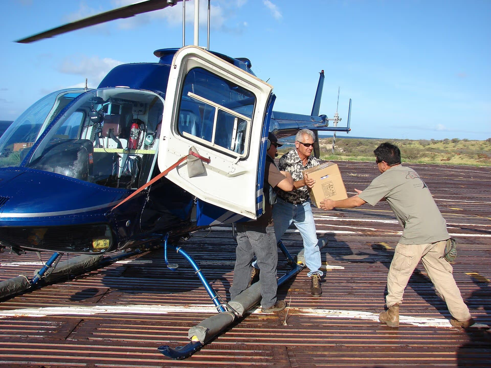 N6651H — Helicopter