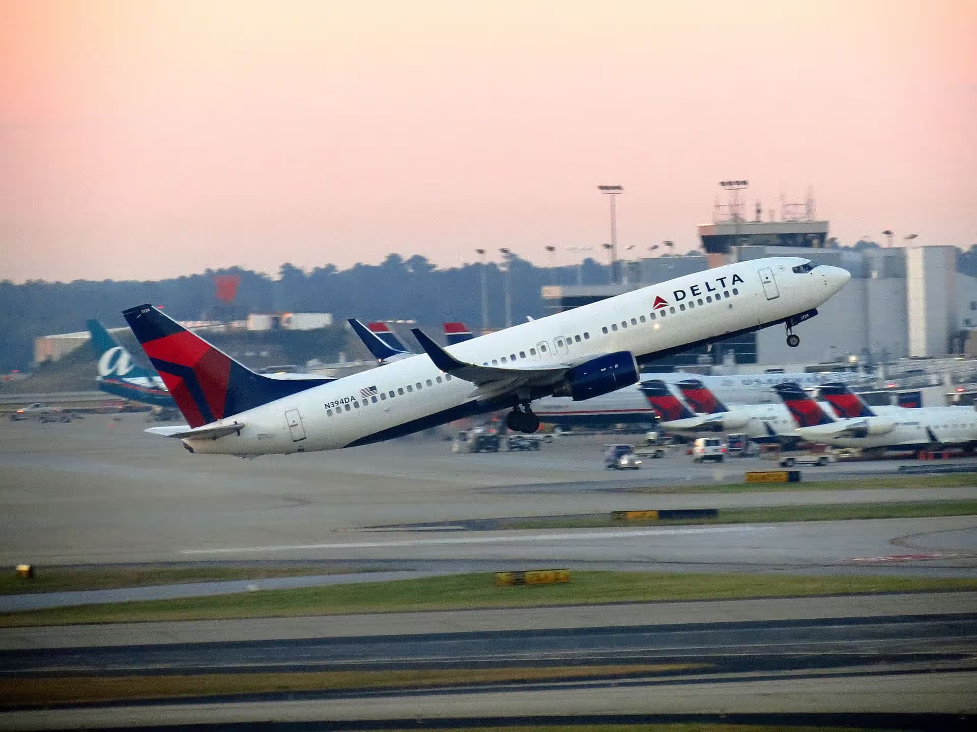 N394DA — Boeing