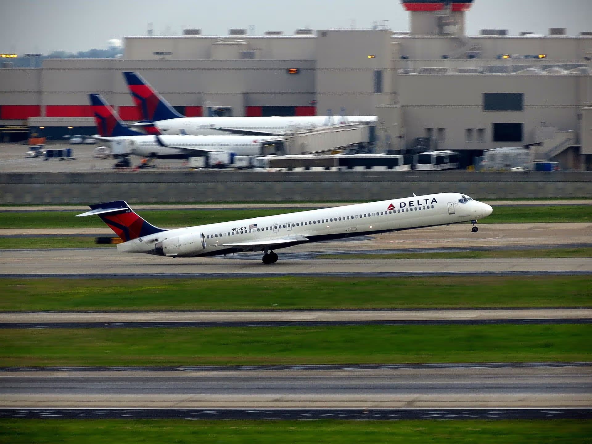 N932DN — Aircraft
