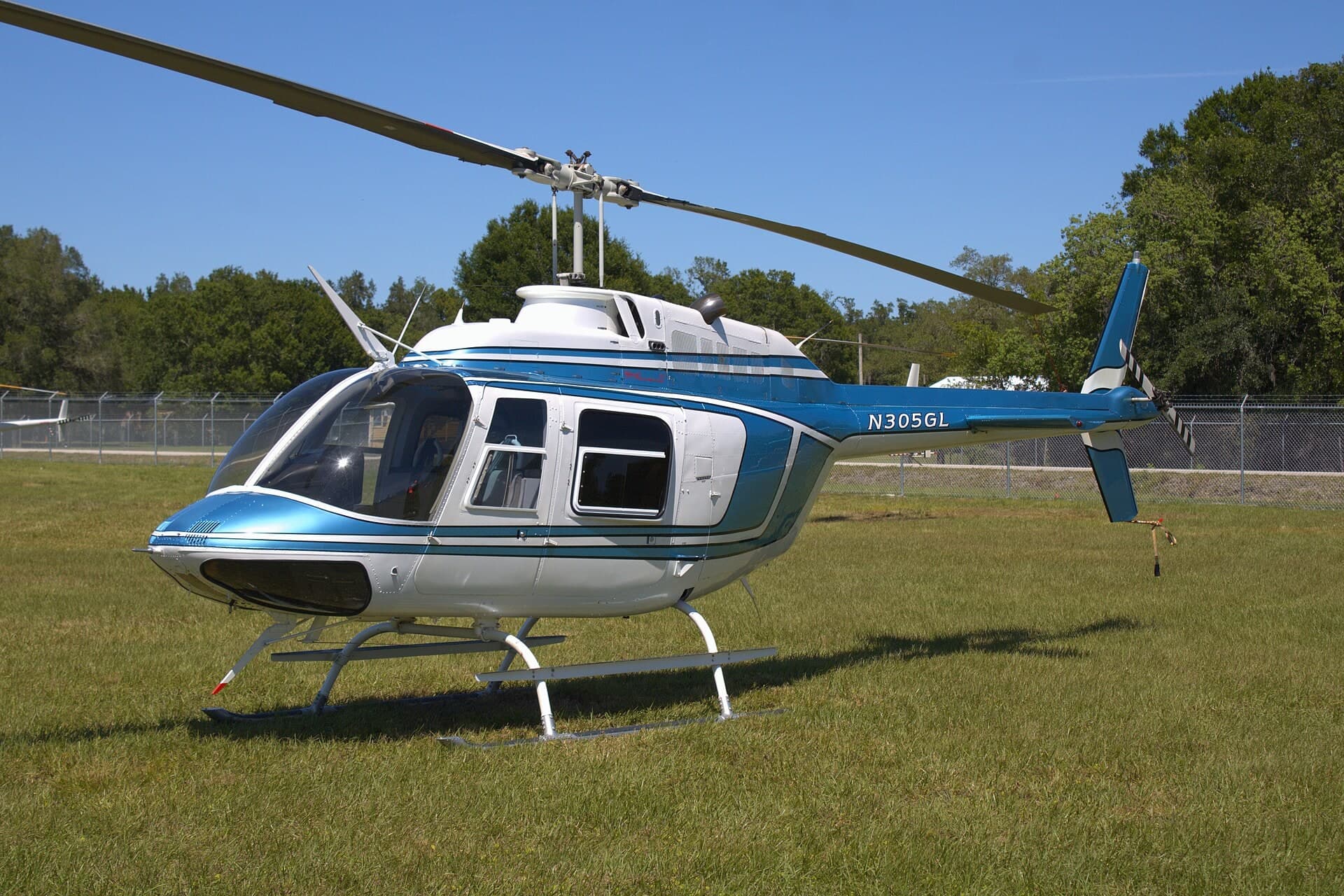 N305GL — Helicopter