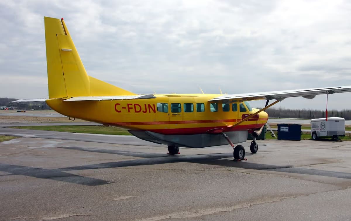 C-FDJN — Cessna