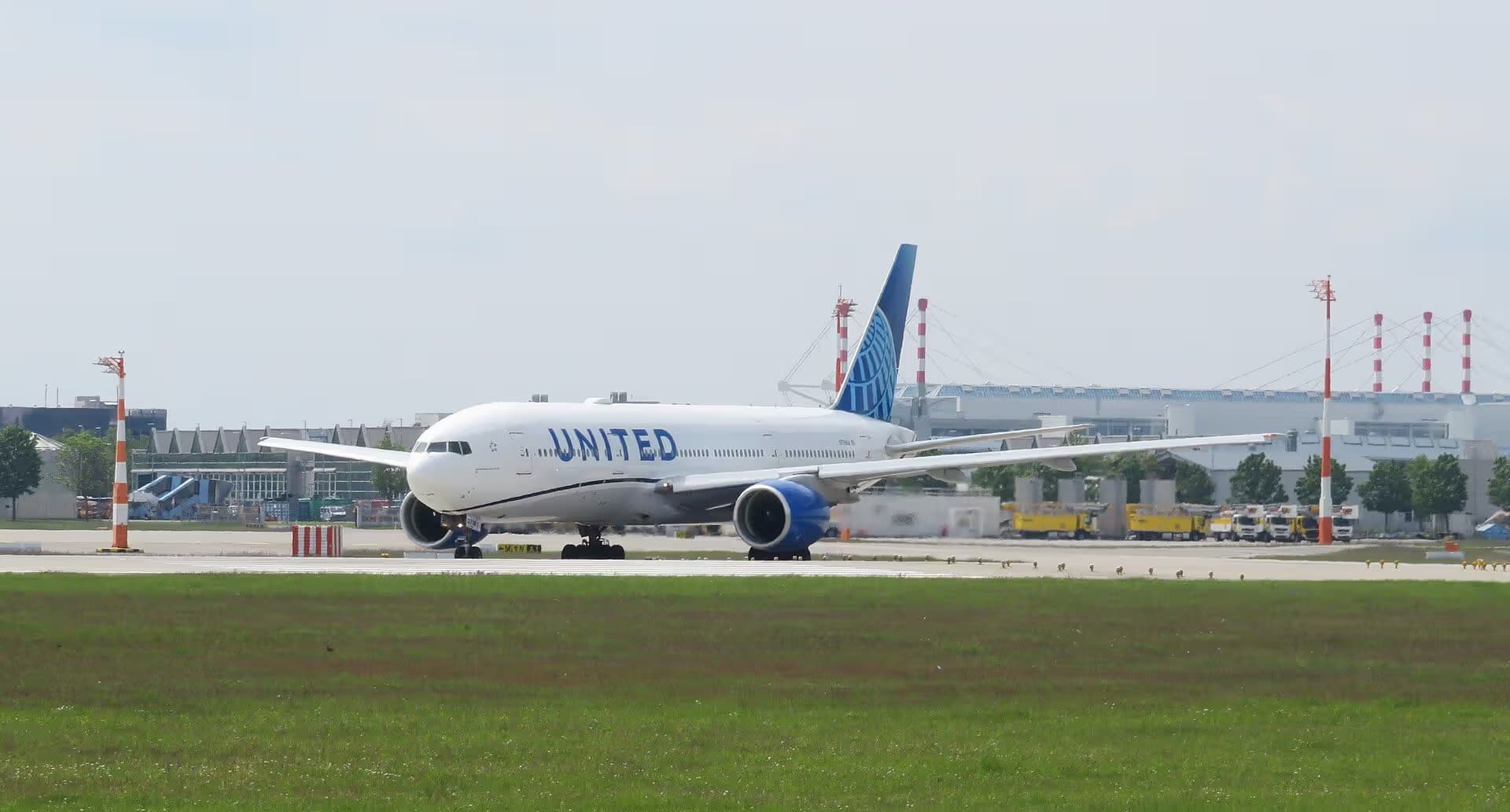 N798UA — Boeing