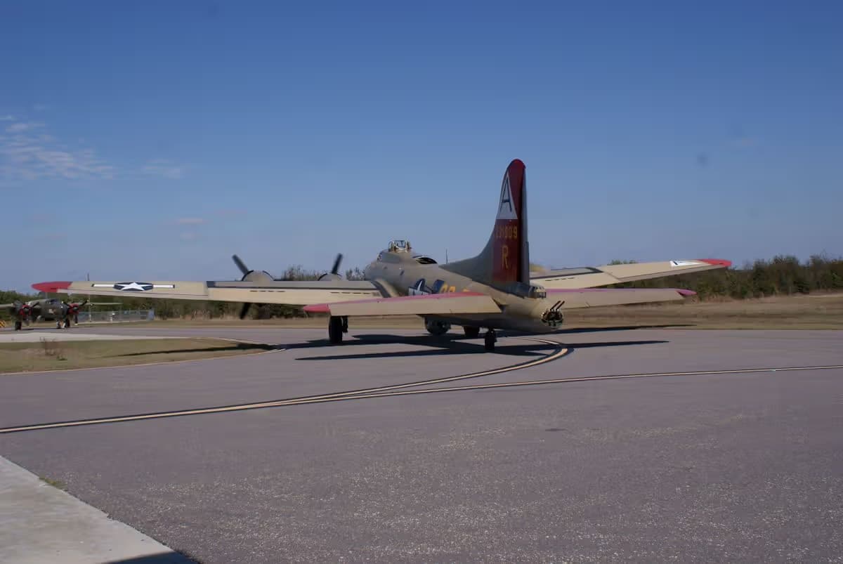 Unidentified — Warbird