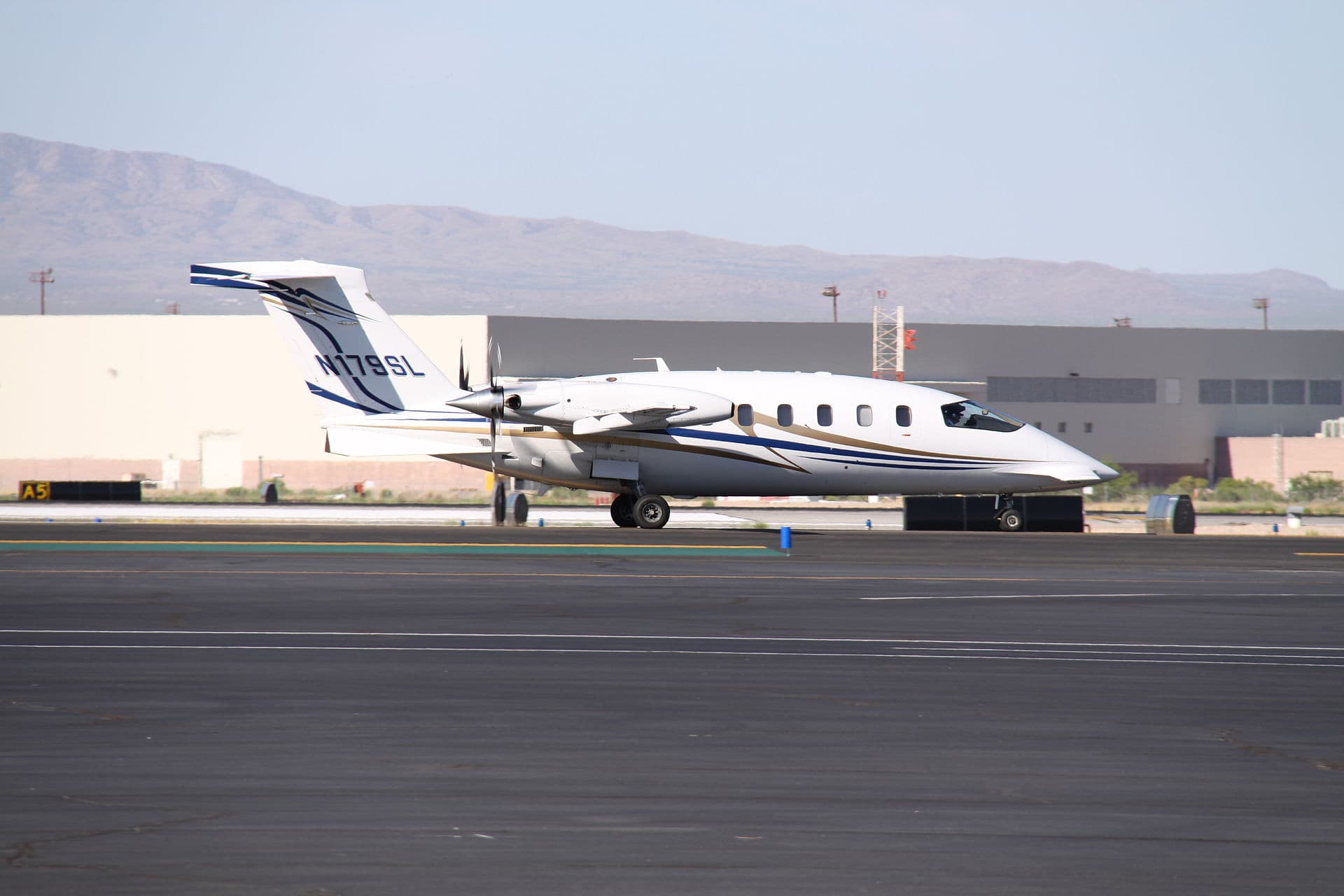 N179SL - Aircraft