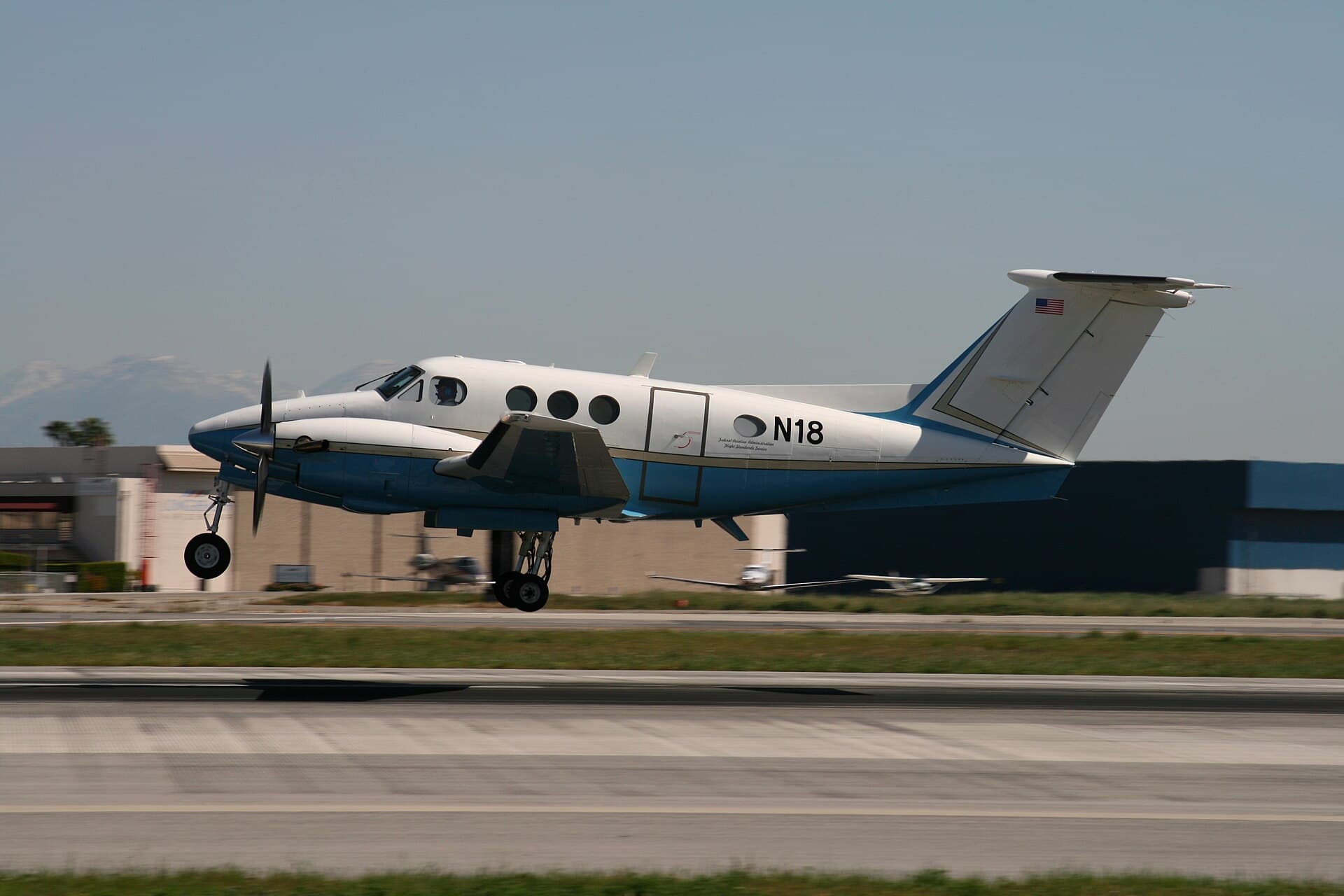 N18 - Beechcraft
