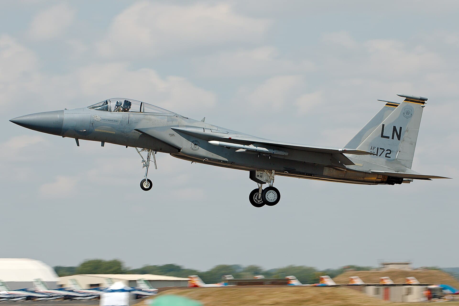 - Twin-engine aircraft