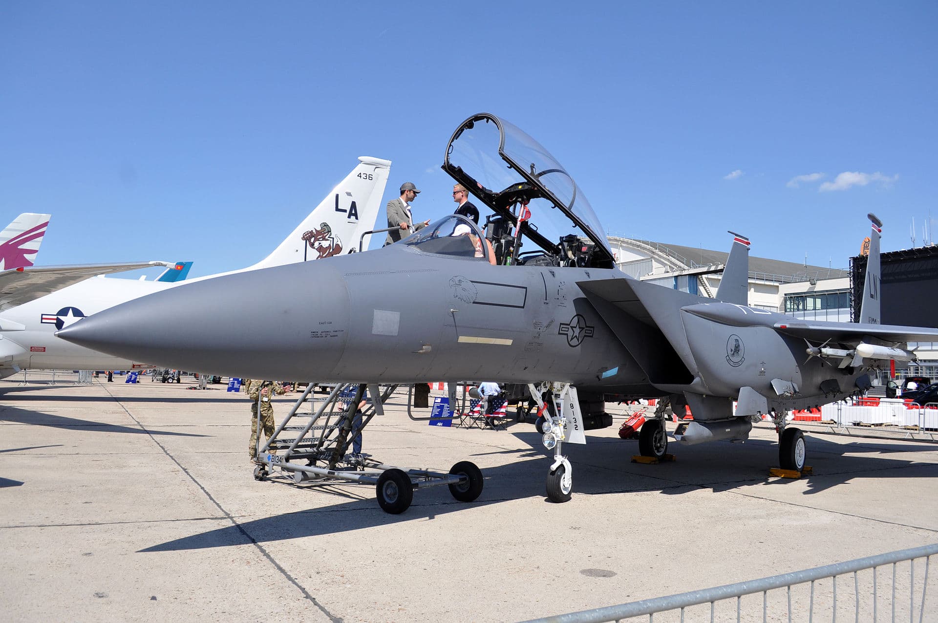 - Twin-engine aircraft