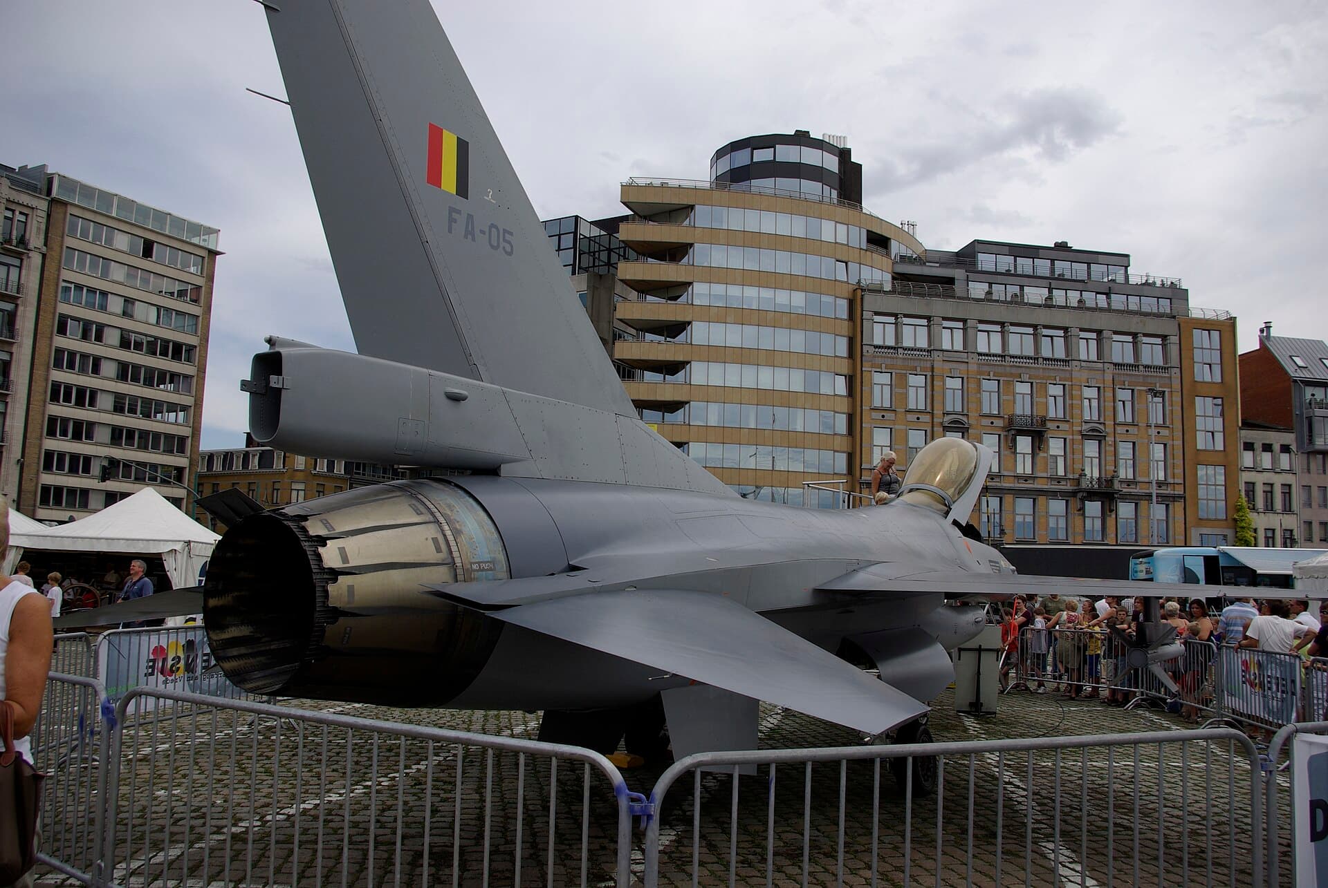 - Aircraft