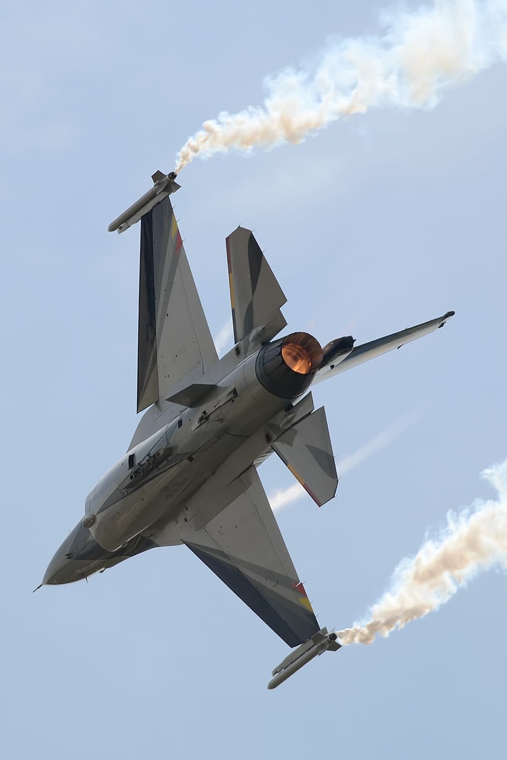 - Single-engine aircraft