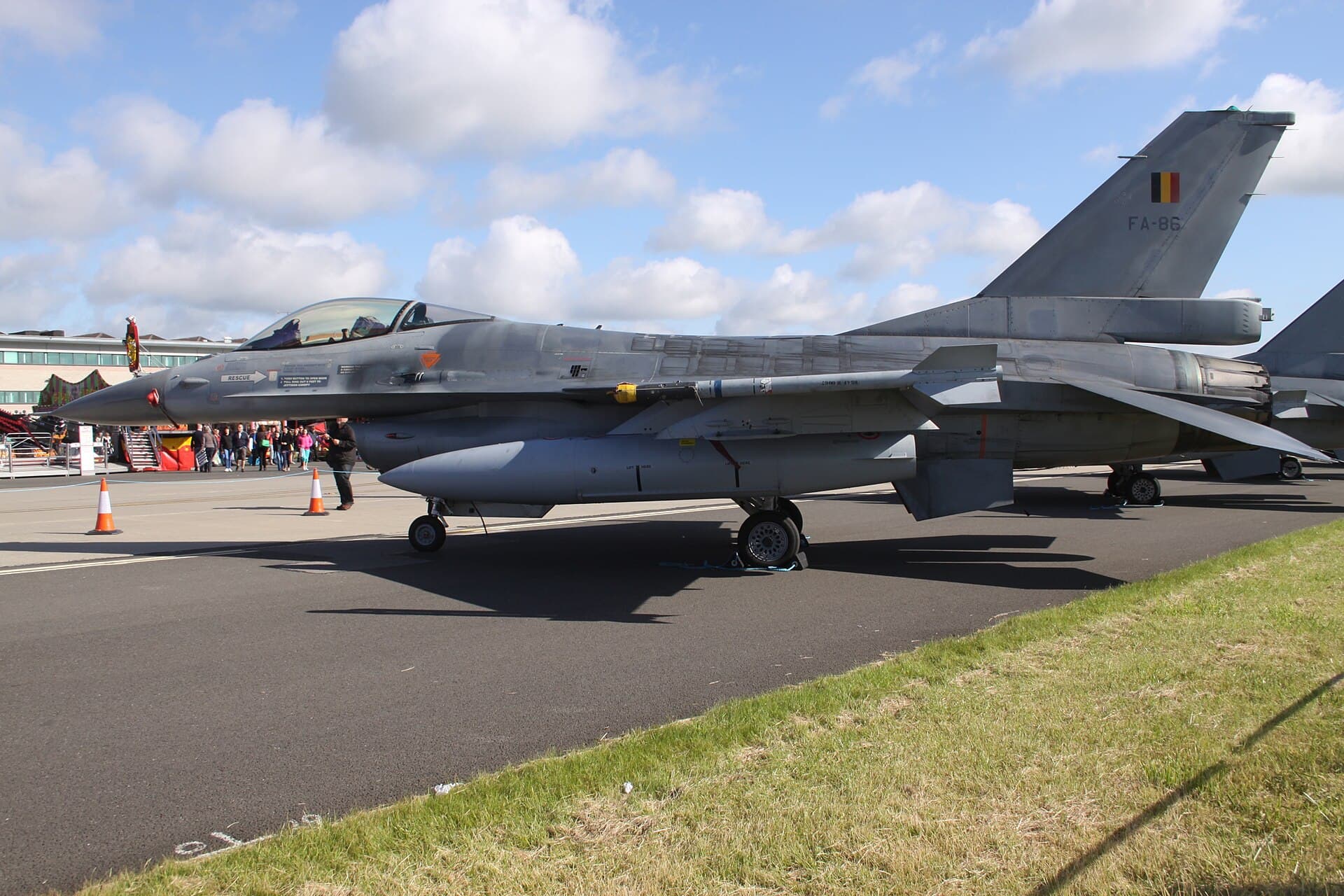 - Single-engine aircraft